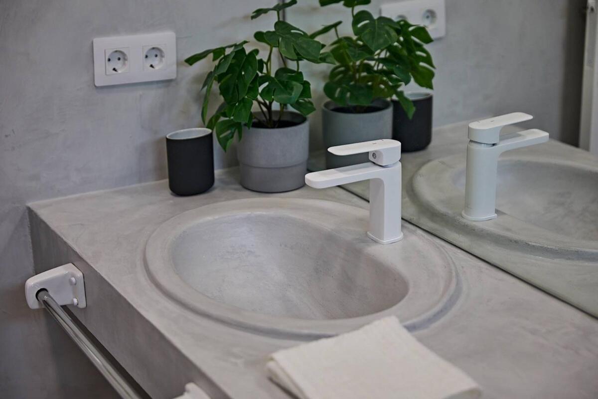 Stylish Tisalaya 40 By Pride Apartment