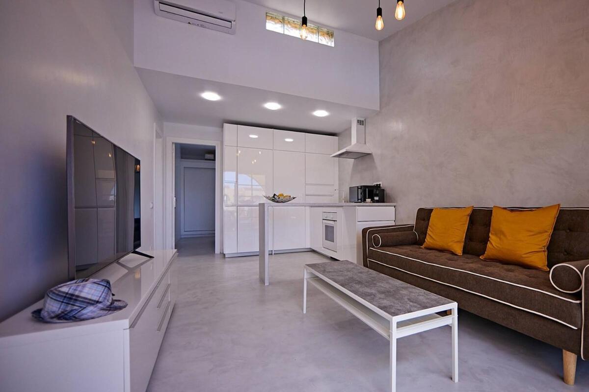 Stylish Tisalaya 40 By Pride * Maspalomas (Gran Canaria)