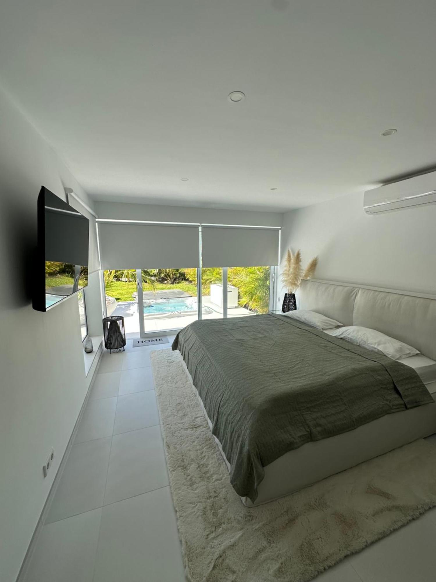 Sun Club P65 Premium