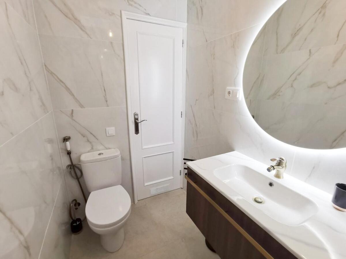 Stylish 2 Bedroom By Pride Vakantiehuis *