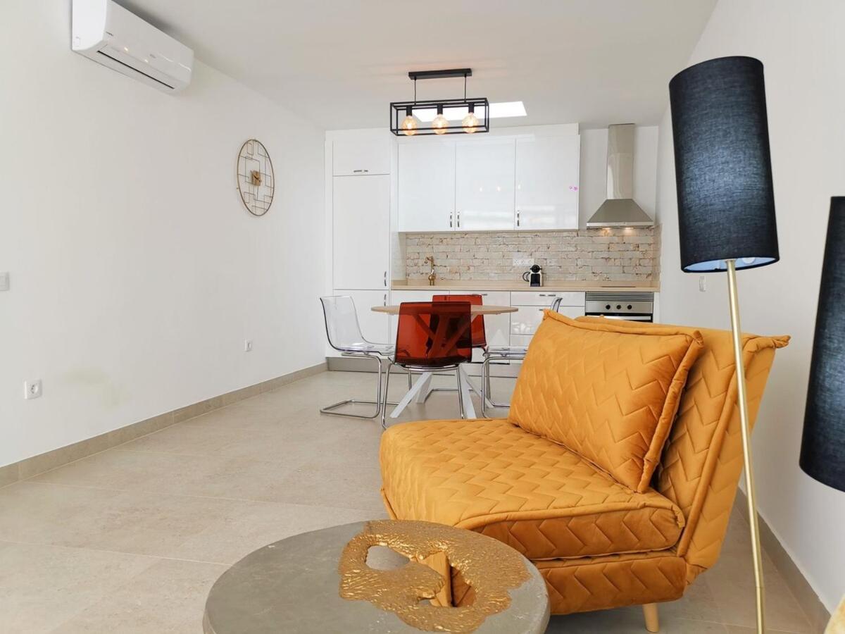 Vakantiehuis Stylish 2 Bedroom By Pride
