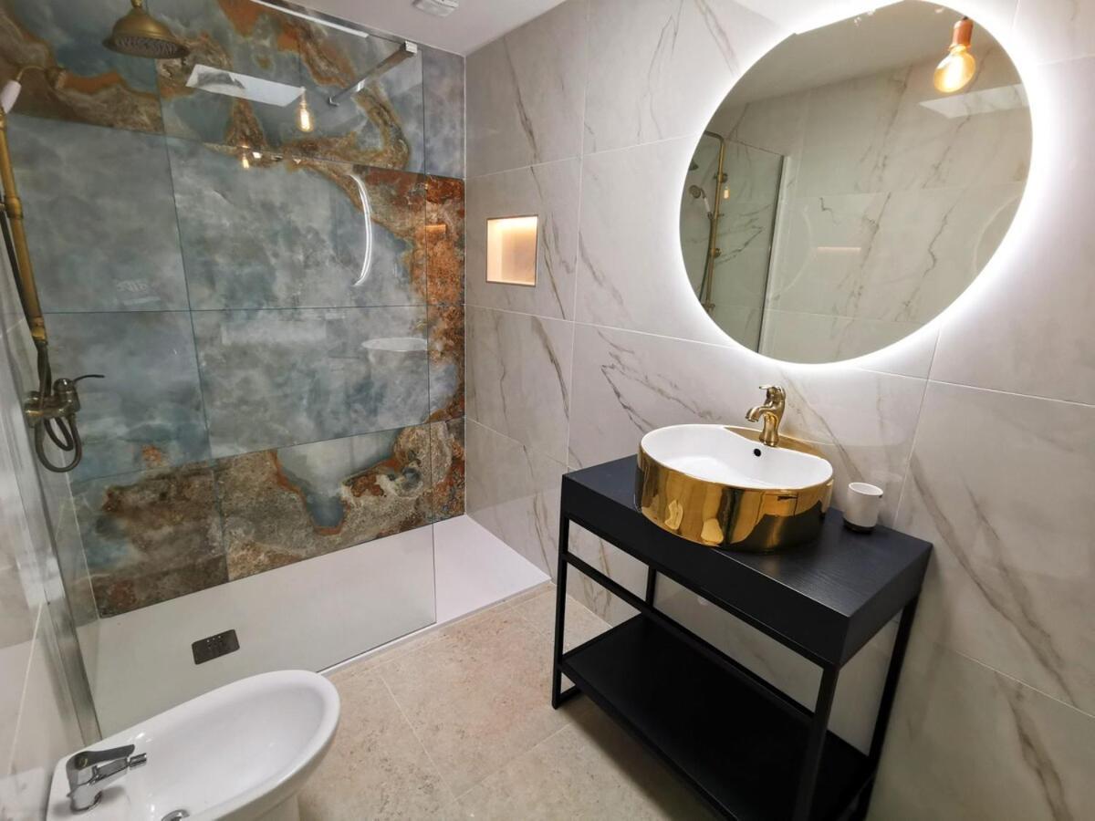 Stylish 2 Bedroom By Pride Vakantiehuis *