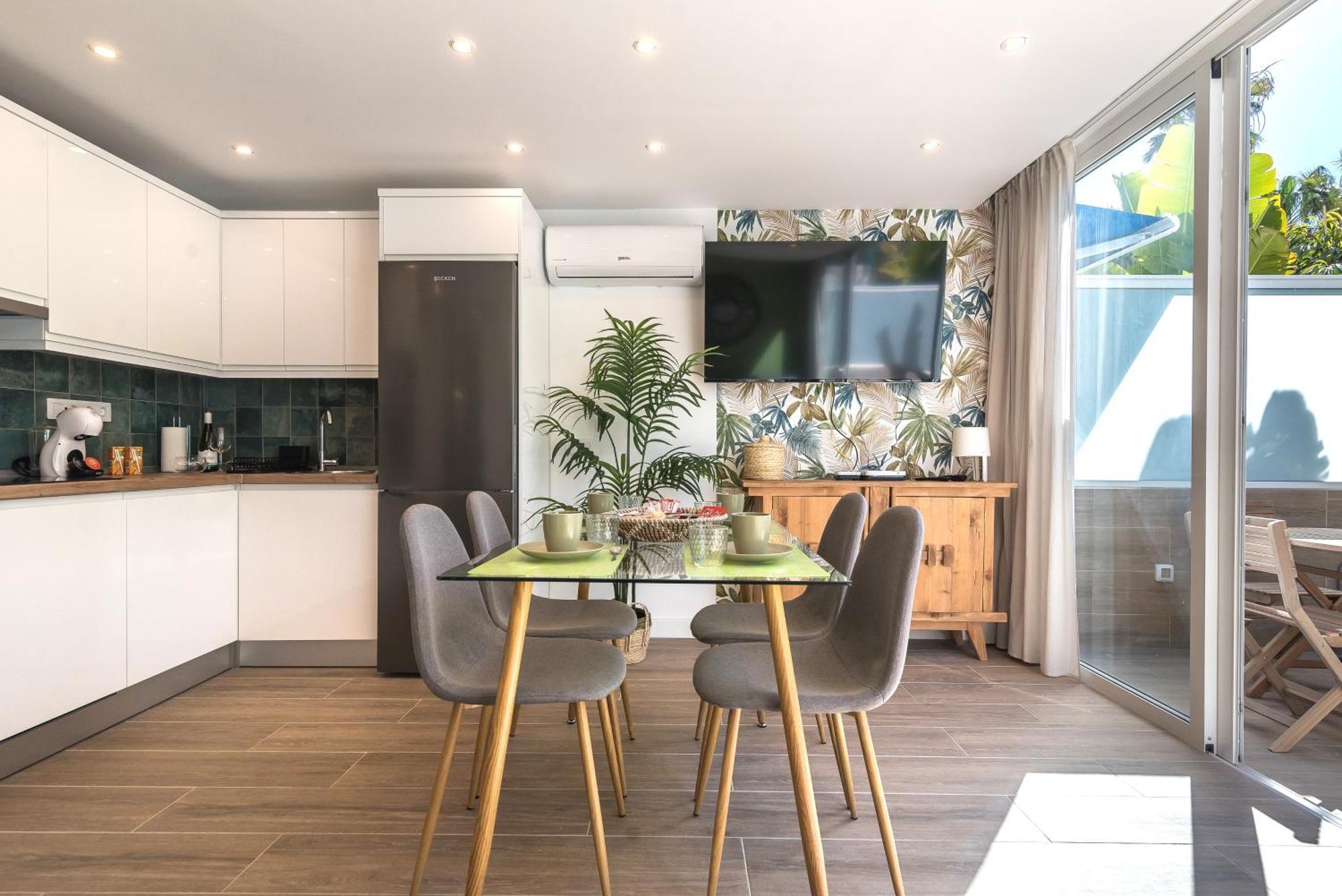 Apartment Home2book Stylish Tropical Terrace & Pool