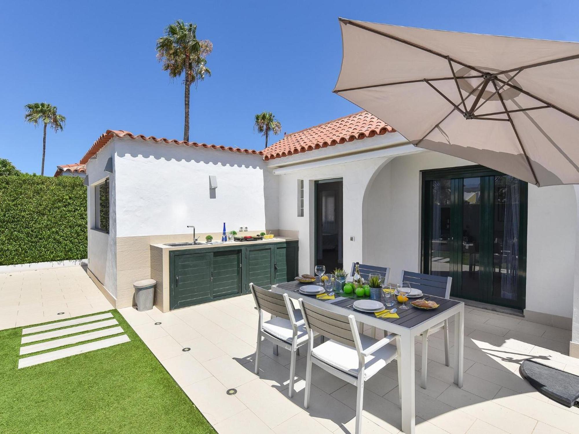 Holiday home Central Bungalow With Communal Pool In Maspalomas Maspalomas (Gran Canaria)