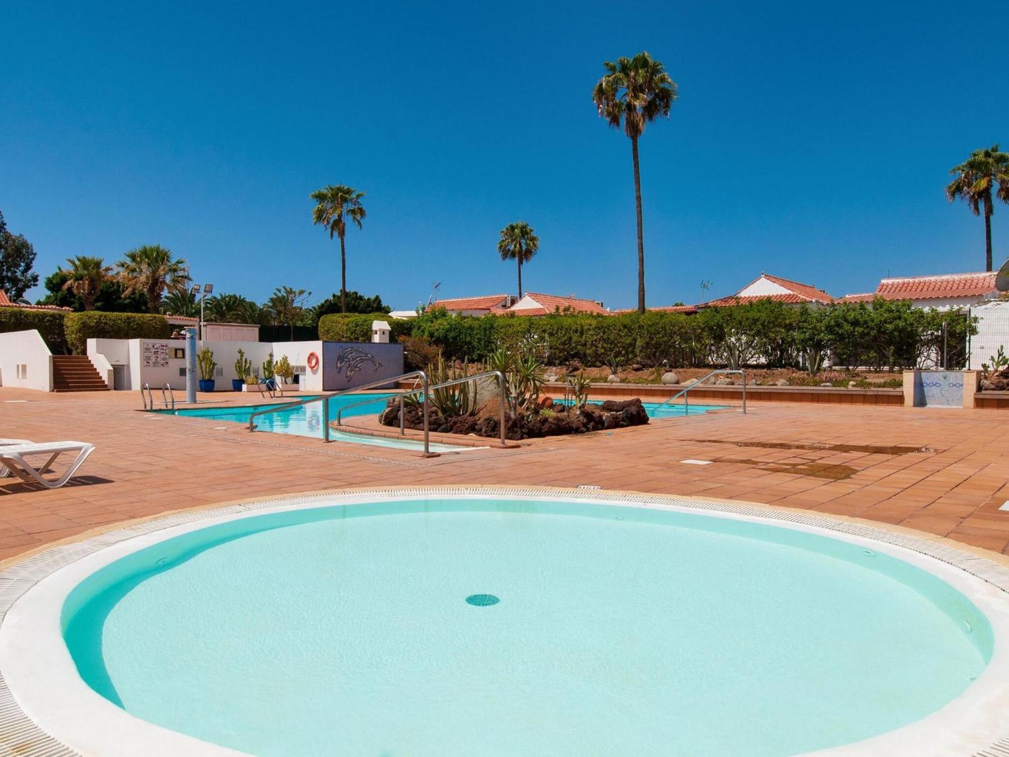 Central Bungalow With Communal Pool In Maspalomas Holiday home
