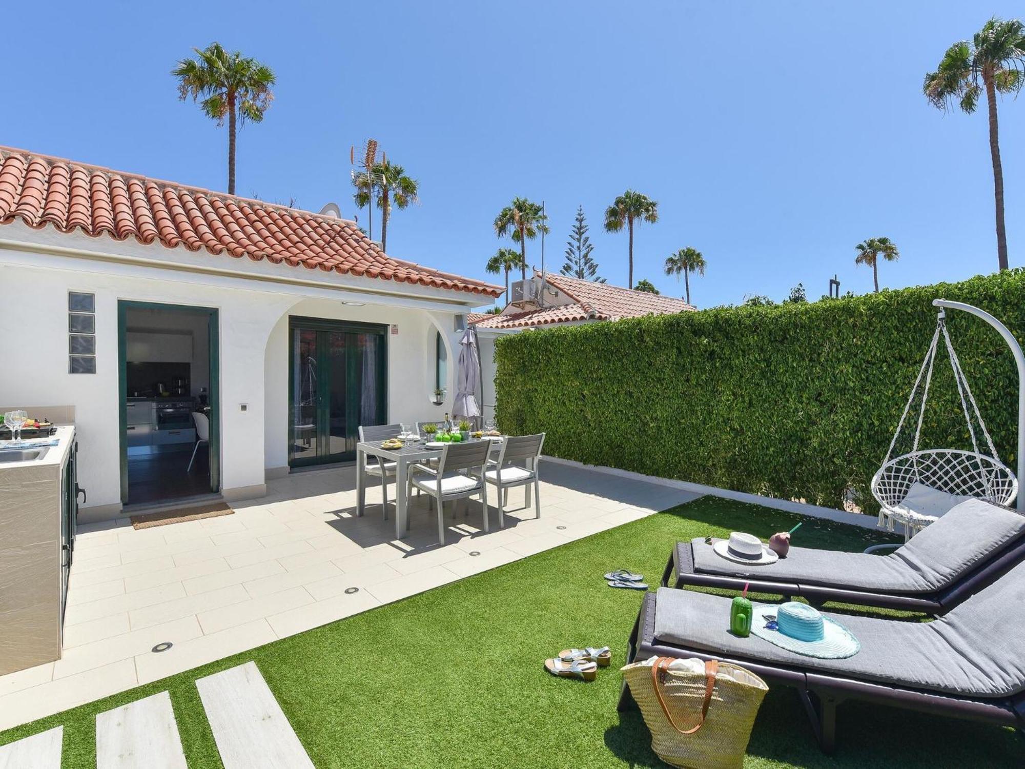 Central Bungalow With Communal Pool In Maspalomas Maspalomas (Gran Canaria)