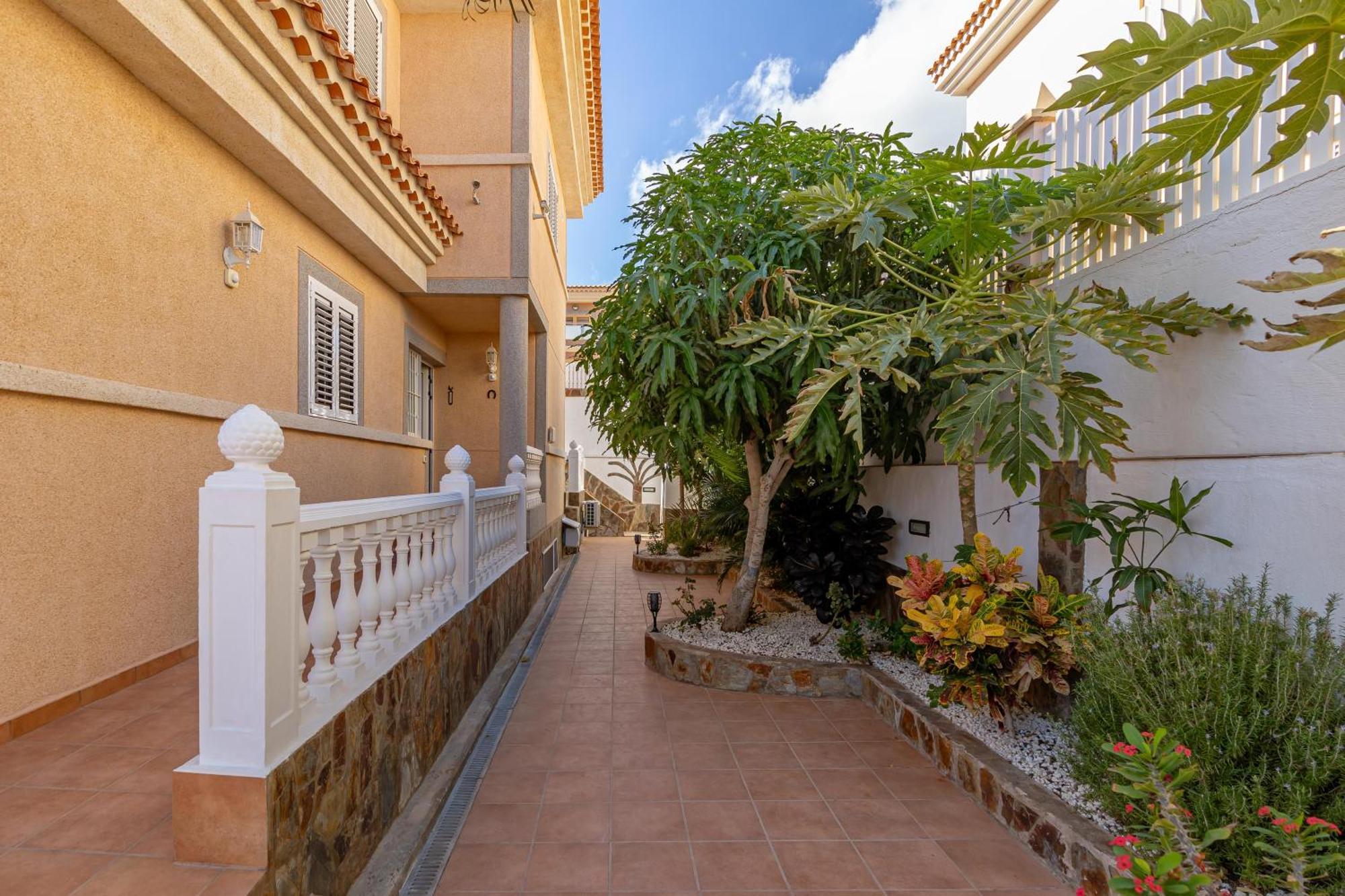 Villa Canarian Holiday - Meloneras Hill Private