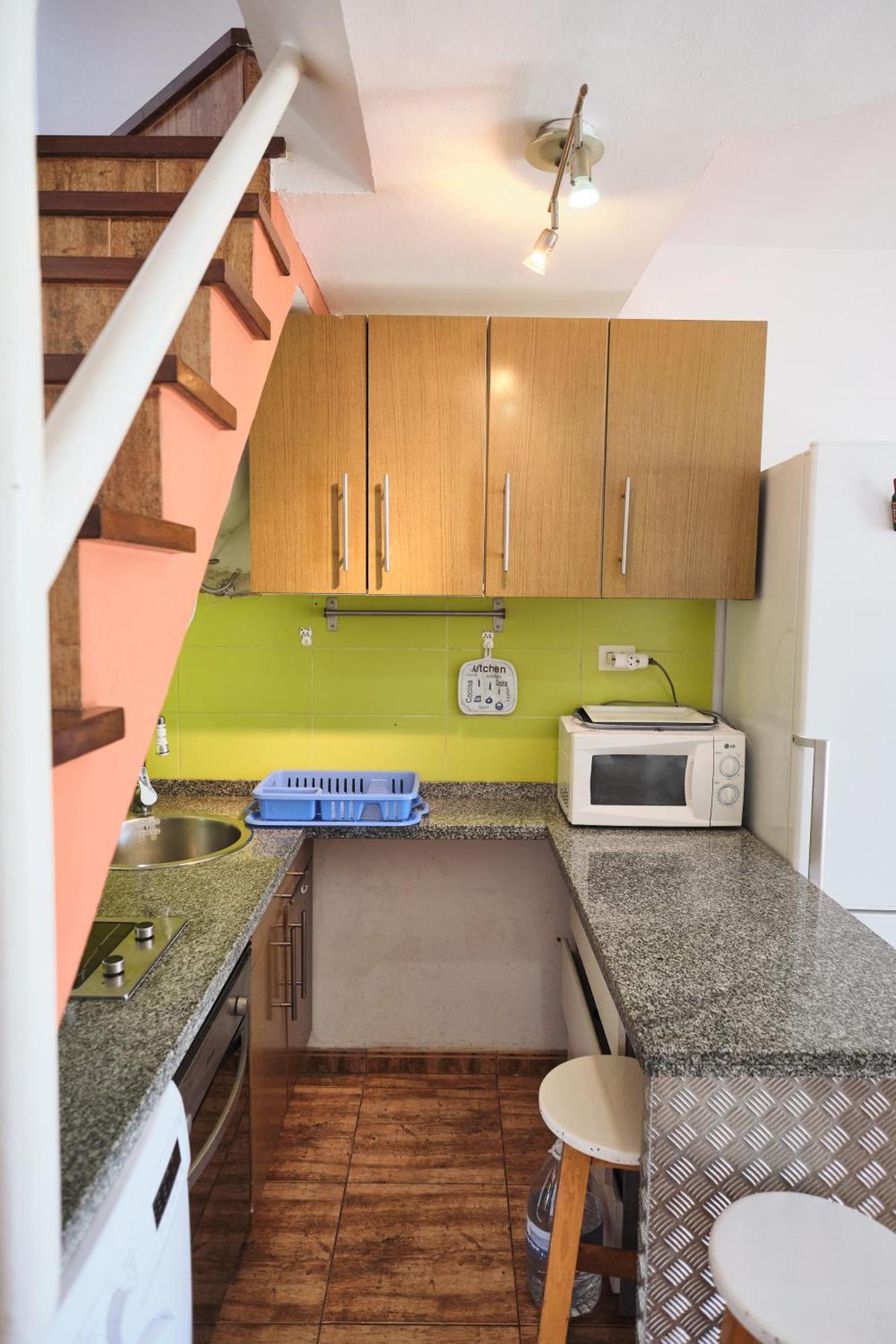 Delightful Playmar: Comfort And Convenience In Maspalomas, Steps Away From Shopping Centers And Beaches *