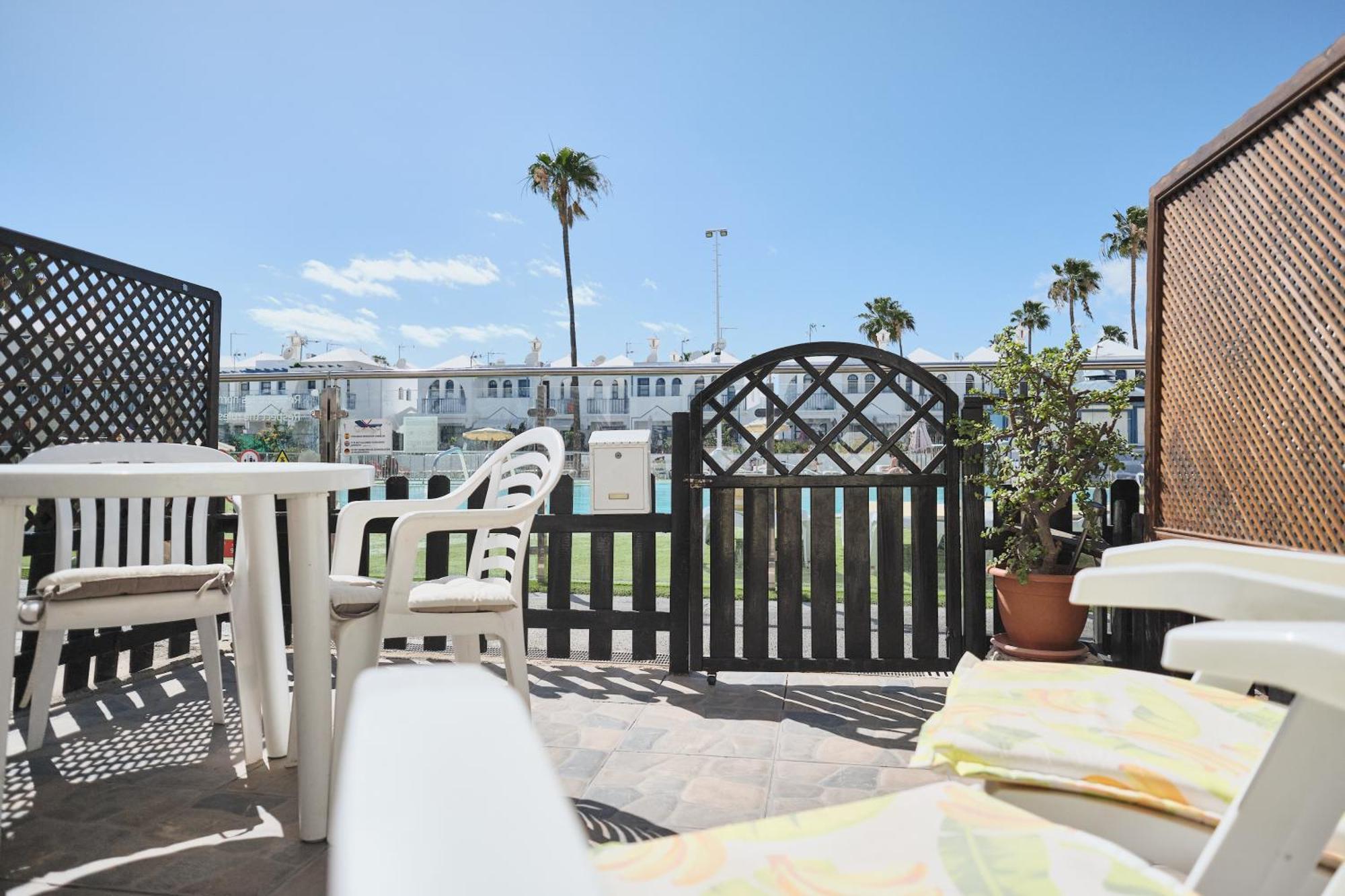 Delightful Playmar: Comfort And Convenience In Maspalomas, Steps Away From Shopping Centers And Beaches Apartment Maspalomas (Gran Canaria)