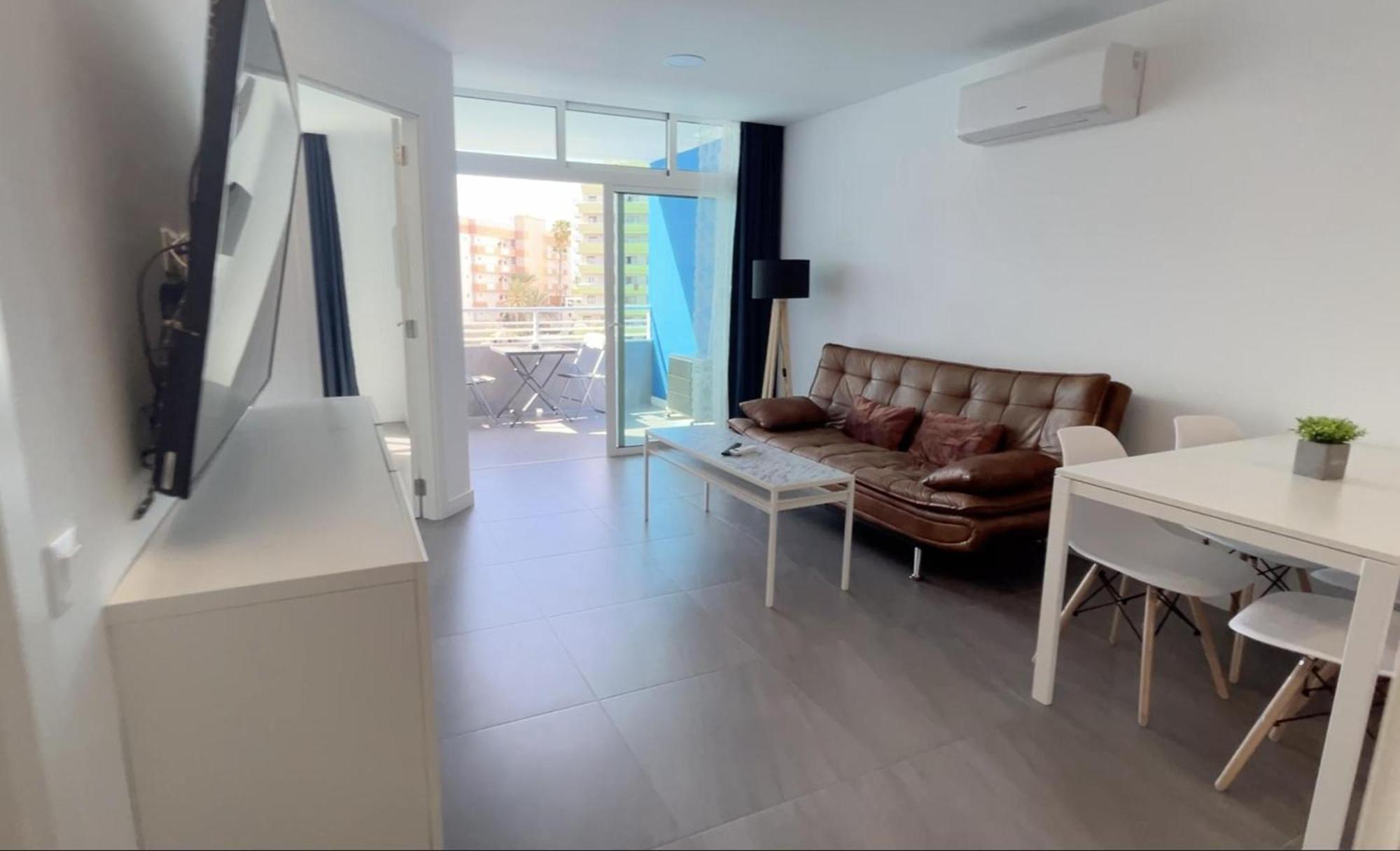Apartment Renovated By The And Yumbo Centre *