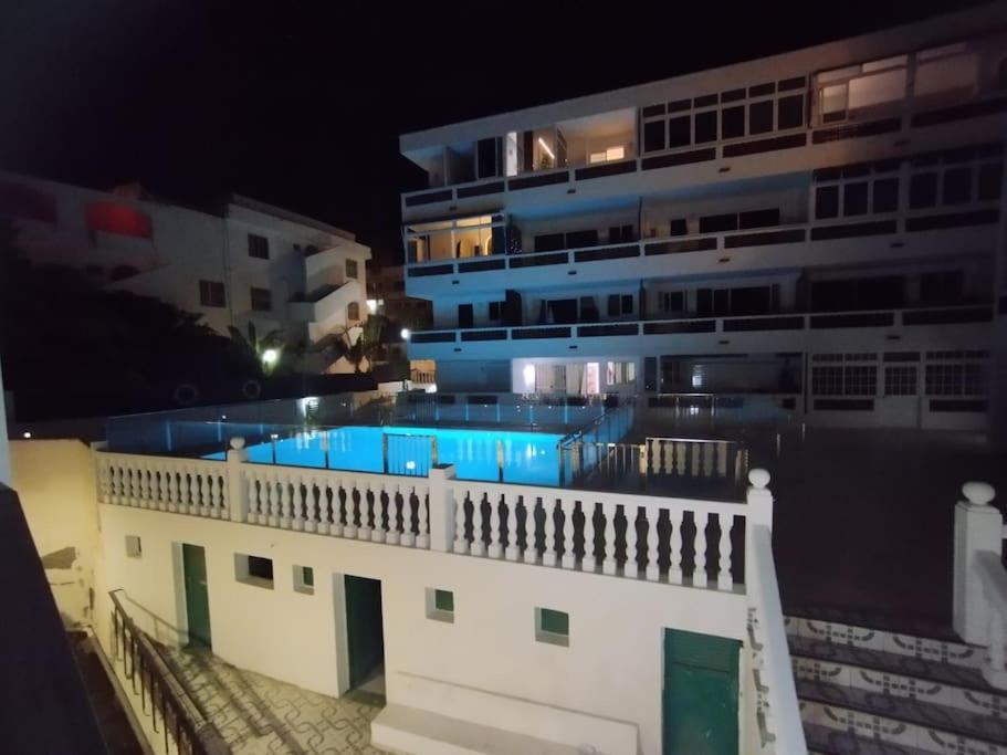 Tranquilo En San Agustin 1 Cama Doble Y Salon Con Sofas Camas Apartment