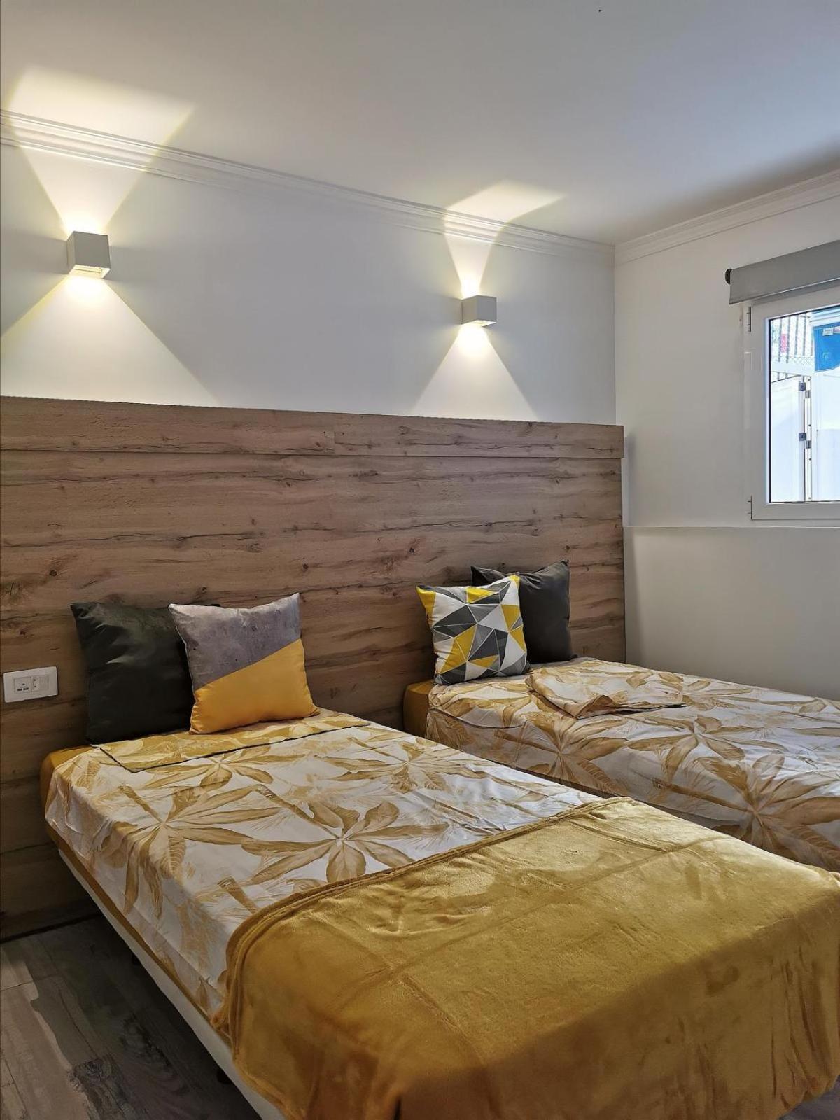 Apartamento Playa San Agustin, La Colina