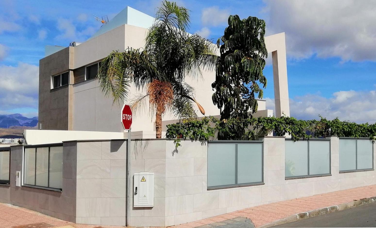 Royale Trespalomas Huvilat
