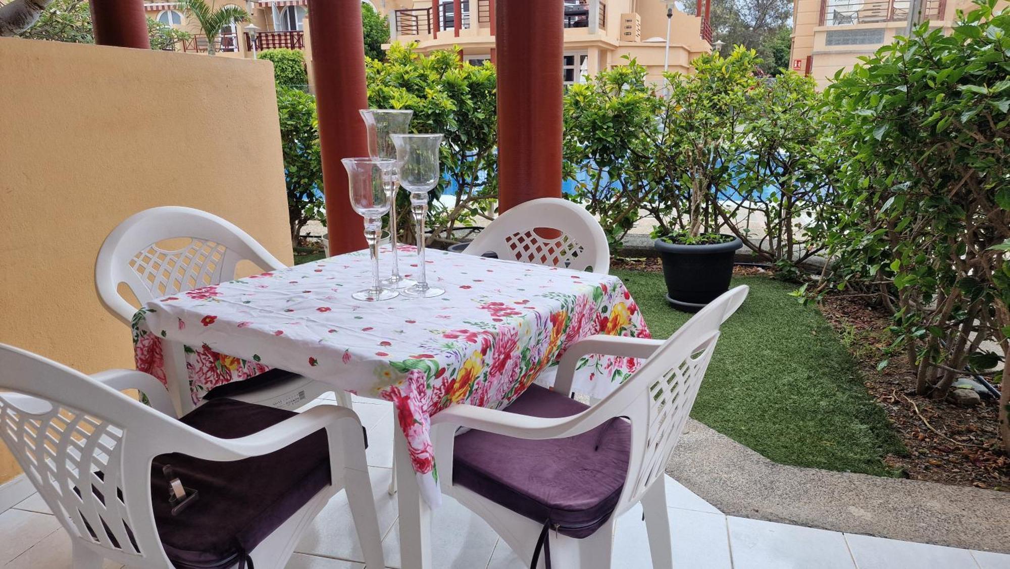 Story - Palmeral Oasis Apartment *