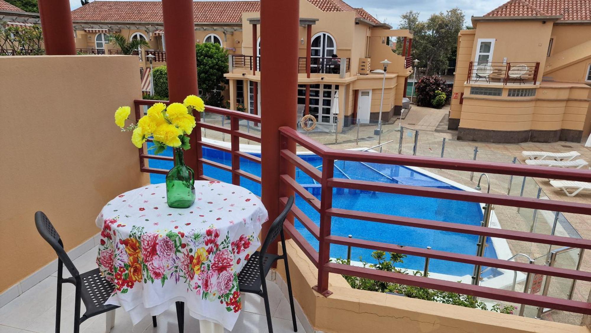 Story - Palmeral Oasis *