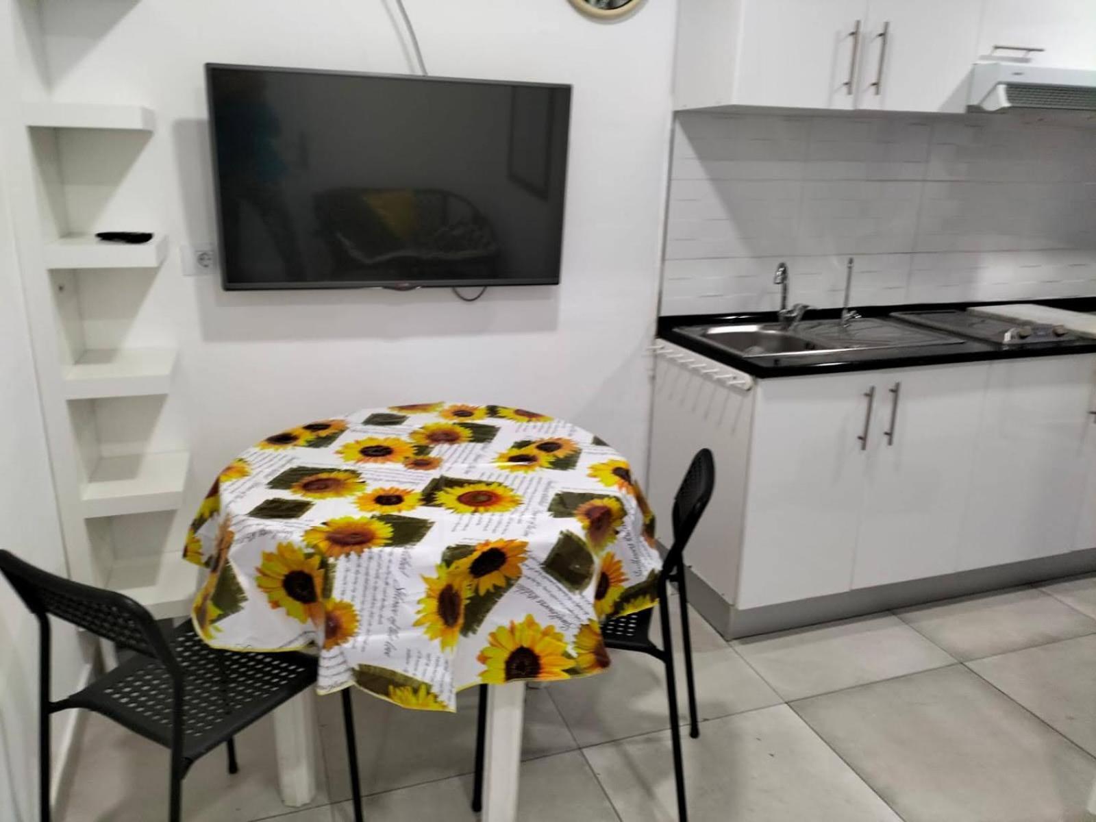 Guest house Vv Buganvillas Maspalomas - Cocina Y Con Banos Privados *