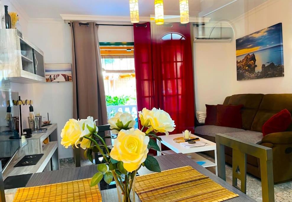 Ferienhaus 3etagen-ferienhaus,beheizter Pool,wlan,entspannung *