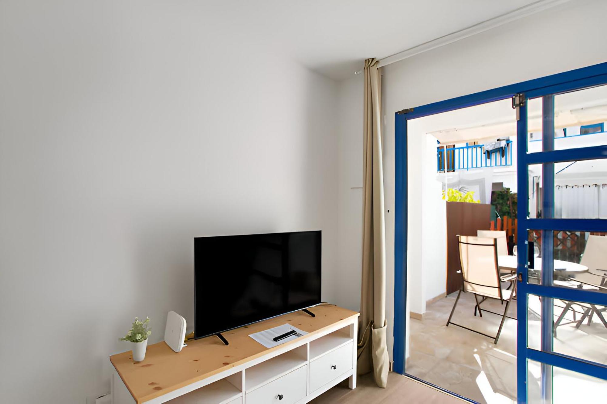 Apartment Playmar Entire Newly Renovated With Ultra Fast Wi-fi Maspalomas (Gran Canaria)
