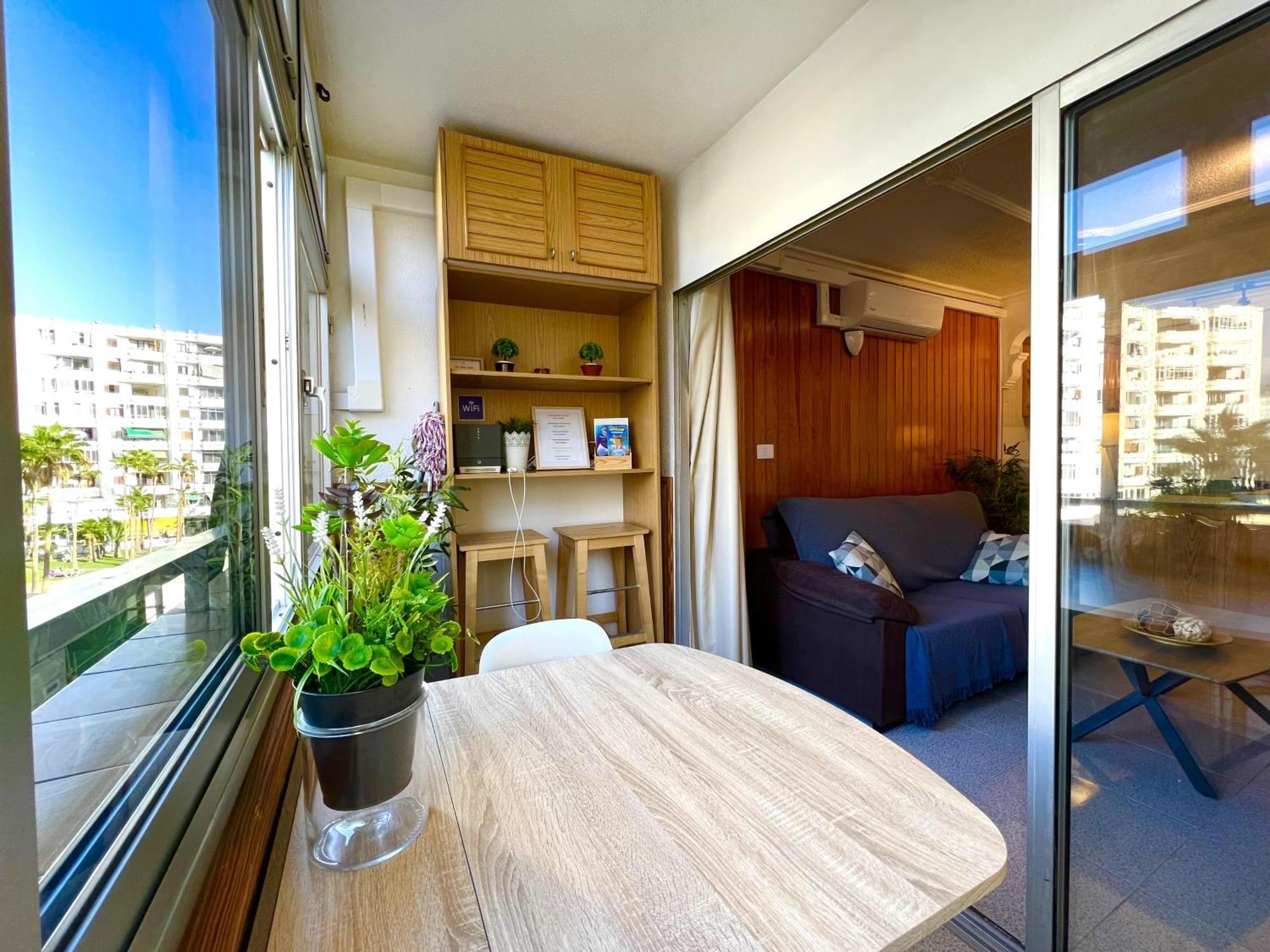 Apartment Beautiful 2-bed In Maspalomas Near Yumbo *