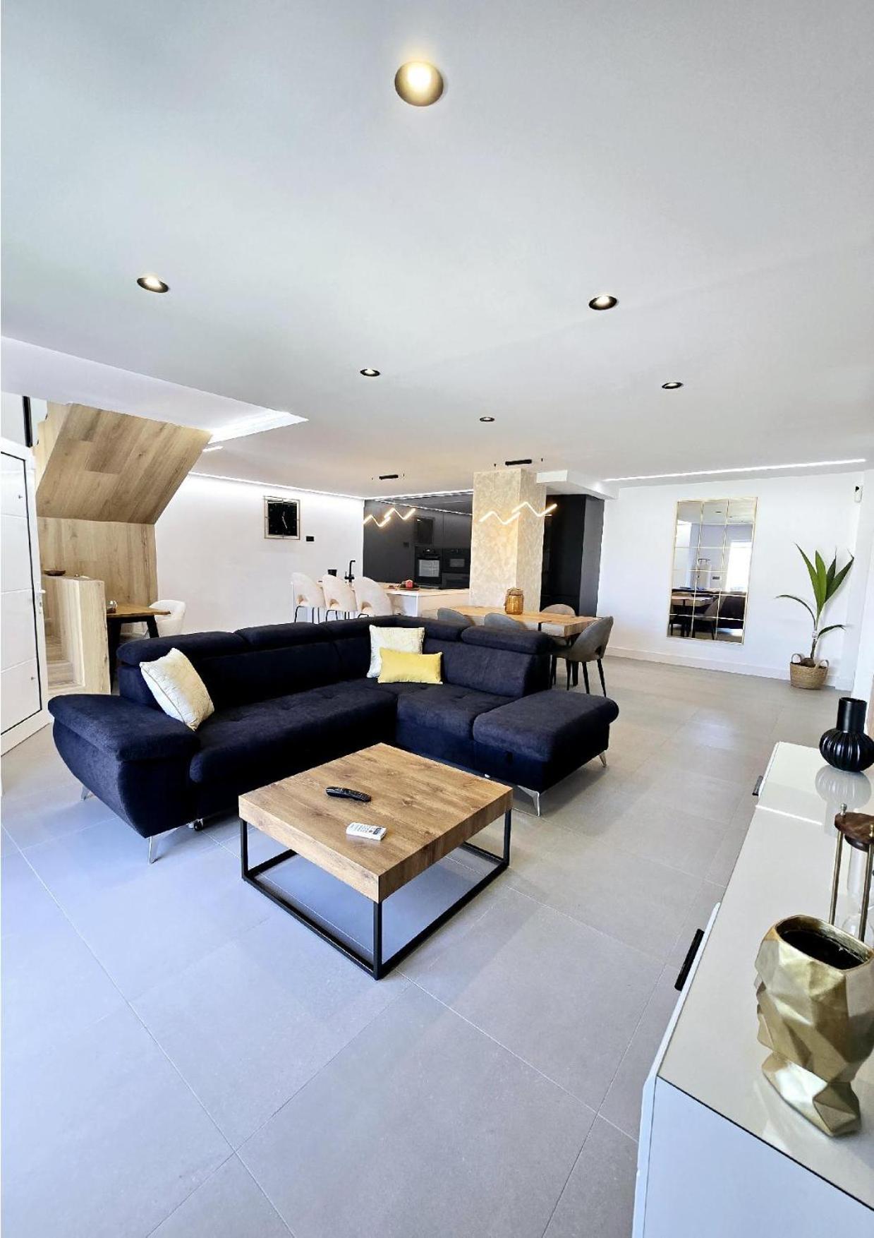 Serendipity House Huvilat *
