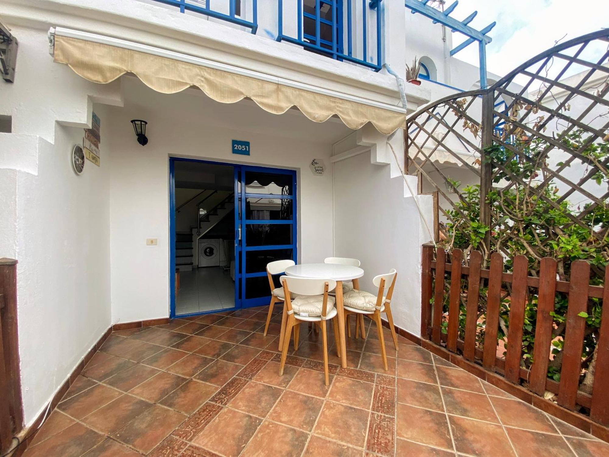 Playmar Pool By Wave Maspalomas (Gran Canaria)