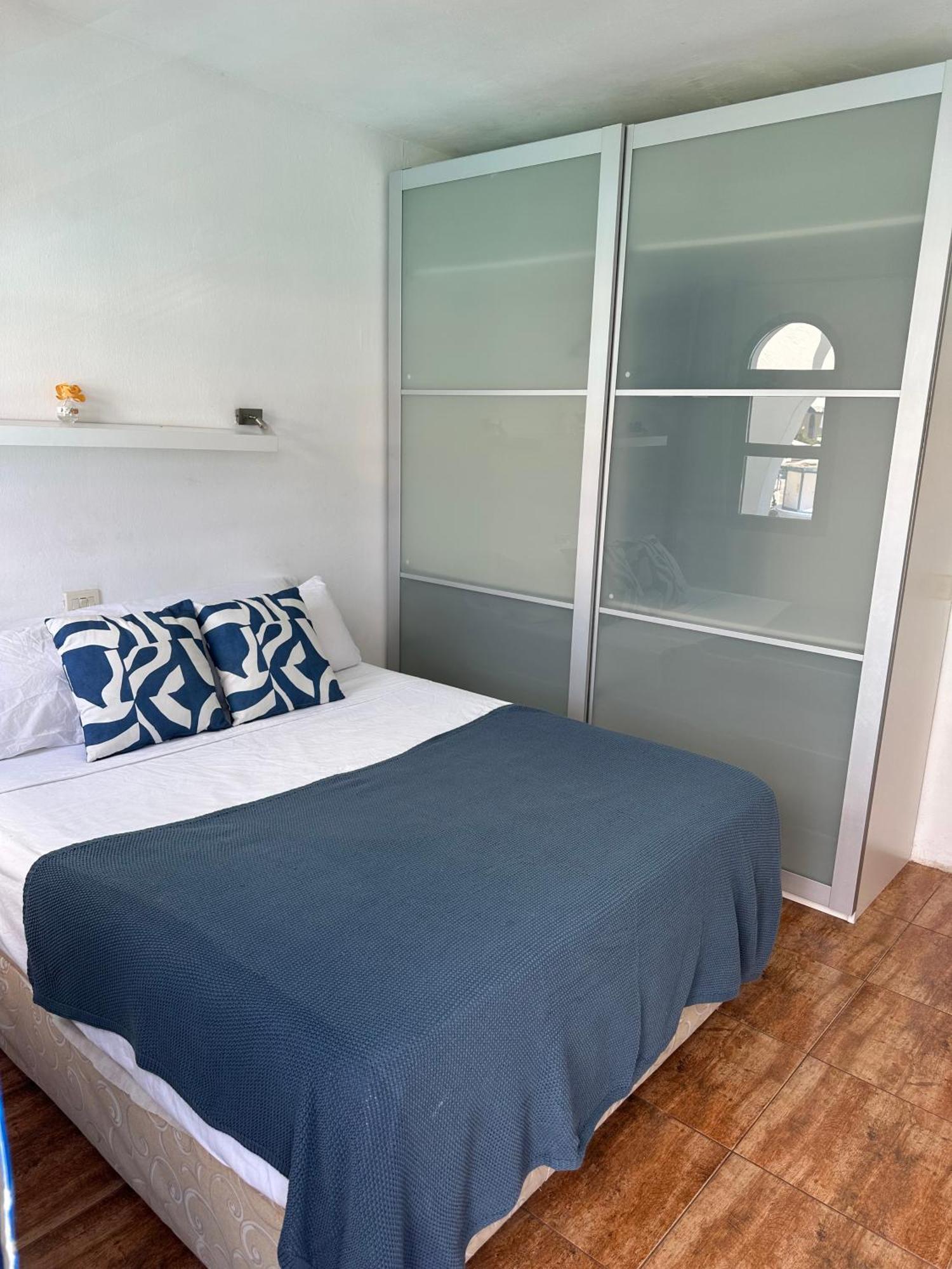 Delightful Playmar: Comfort And Convenience In Maspalomas, Steps Away From Shopping Centers And Beaches Appartement