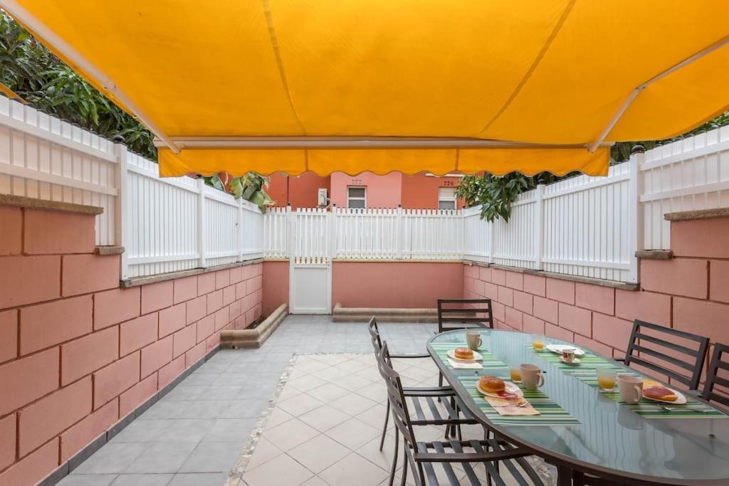 Con Terraza Y Piscina Apartment Maspalomas (Gran Canaria)