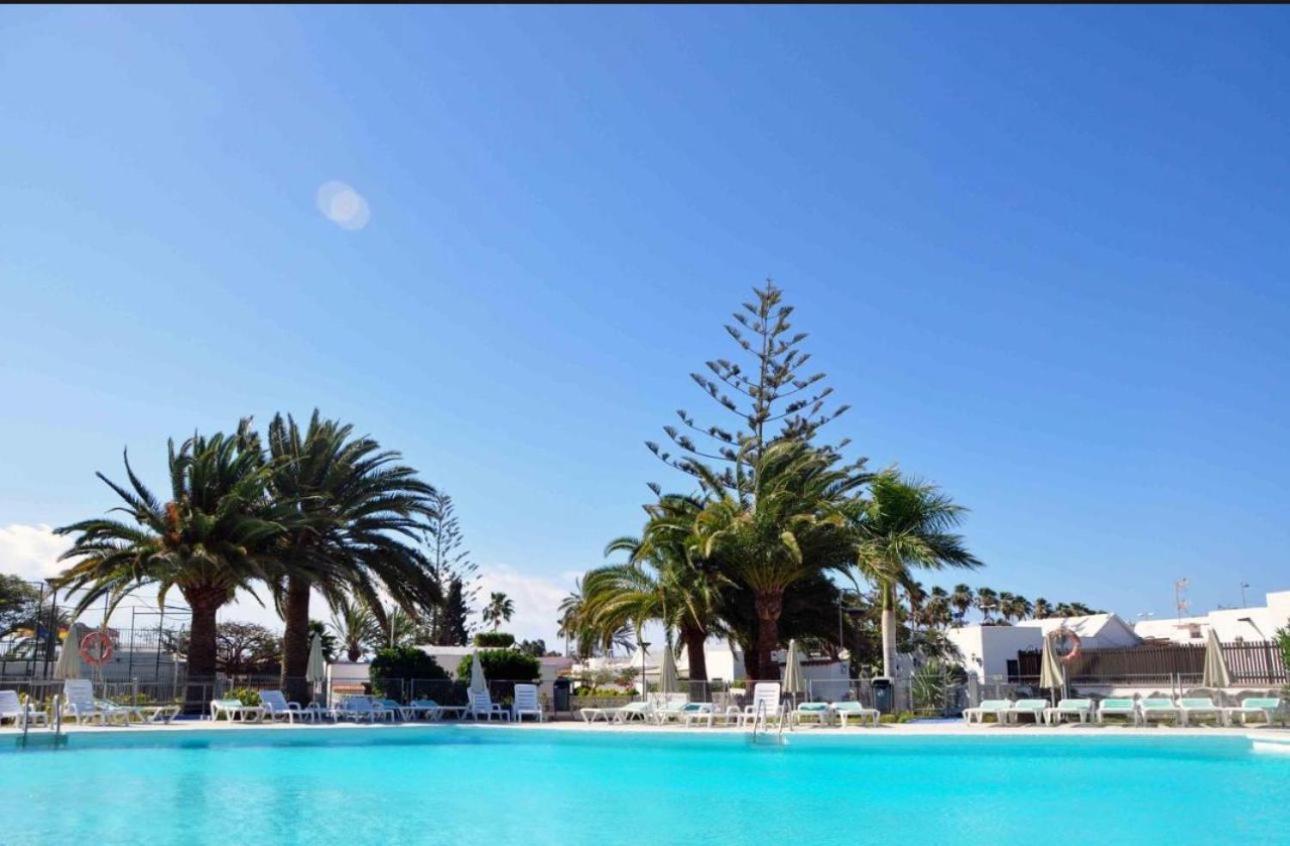 Yumbo Rainbow Homes B Case de vacanță Maspalomas (Gran Canaria)