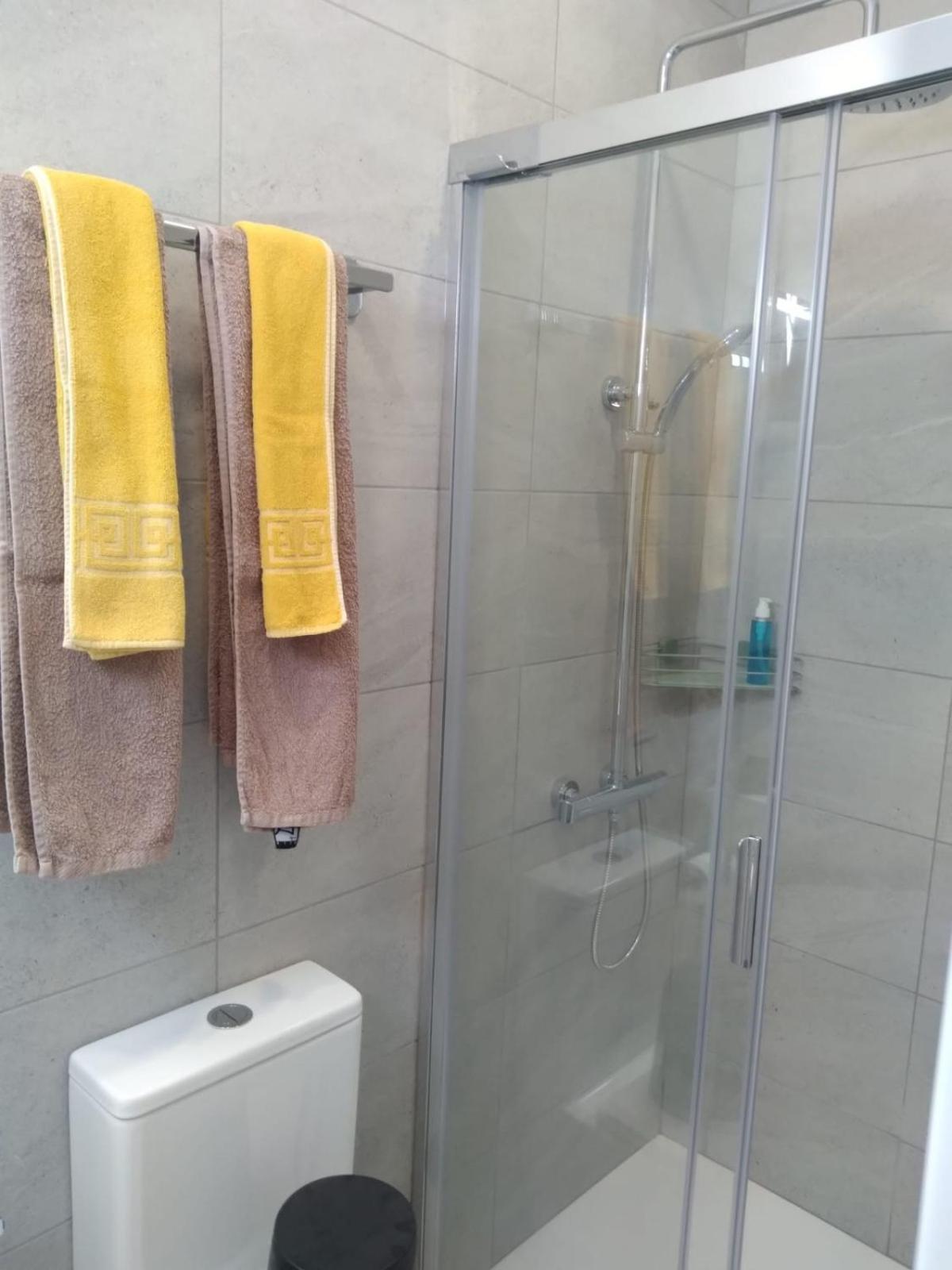 Yumbo Rainbow Homes C