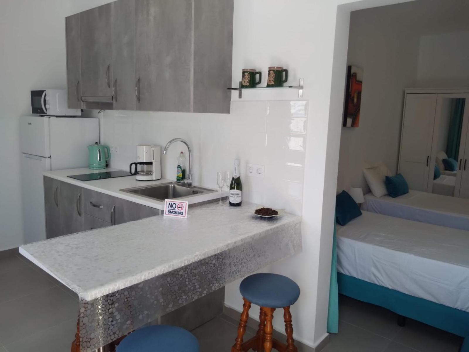 Yumbo Rainbow Homes C *