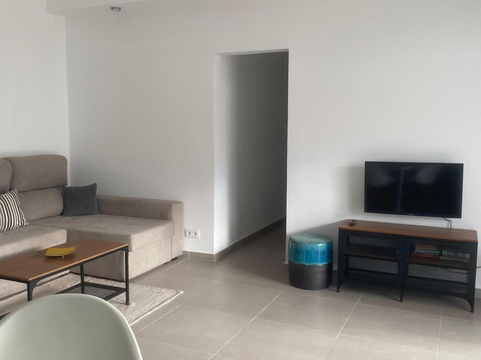 Yumbo Rainbow Homes A * Maspalomas (Gran Canaria)