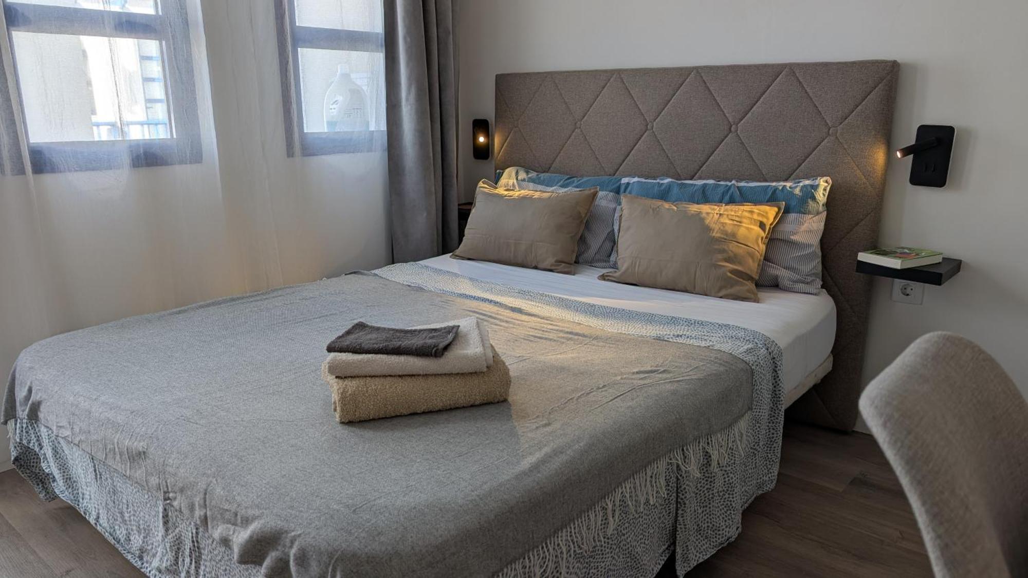 Cosy With Terrace & Jacuzzi Ferienhaus