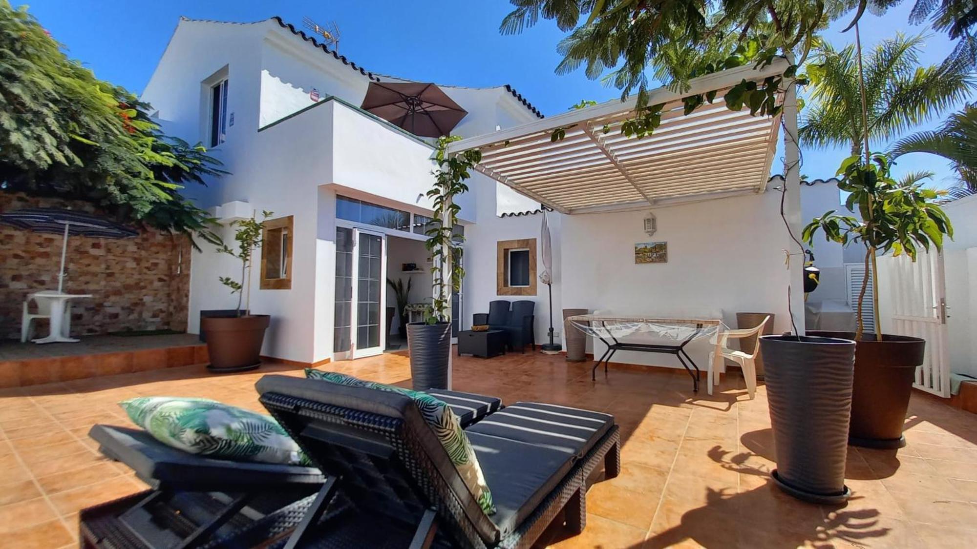 Sonneland Large & Private Terrace Apartment