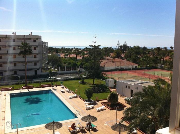 Teneguia - Yumbo Iii Maspalomas (Gran Canaria)