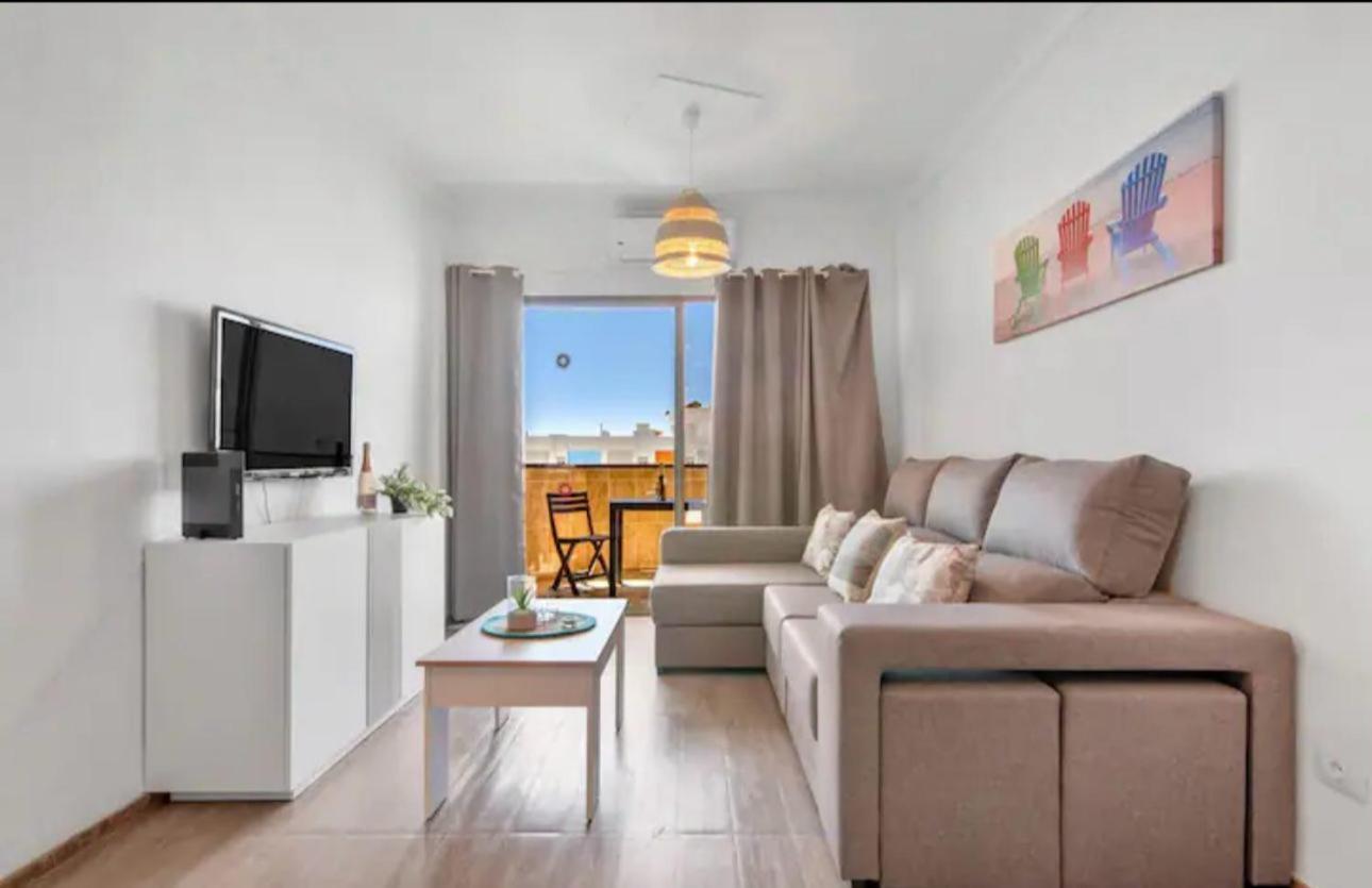 Agaete Playa Vista Yumbo Dunas Parking Maspalomas (Gran Canaria)