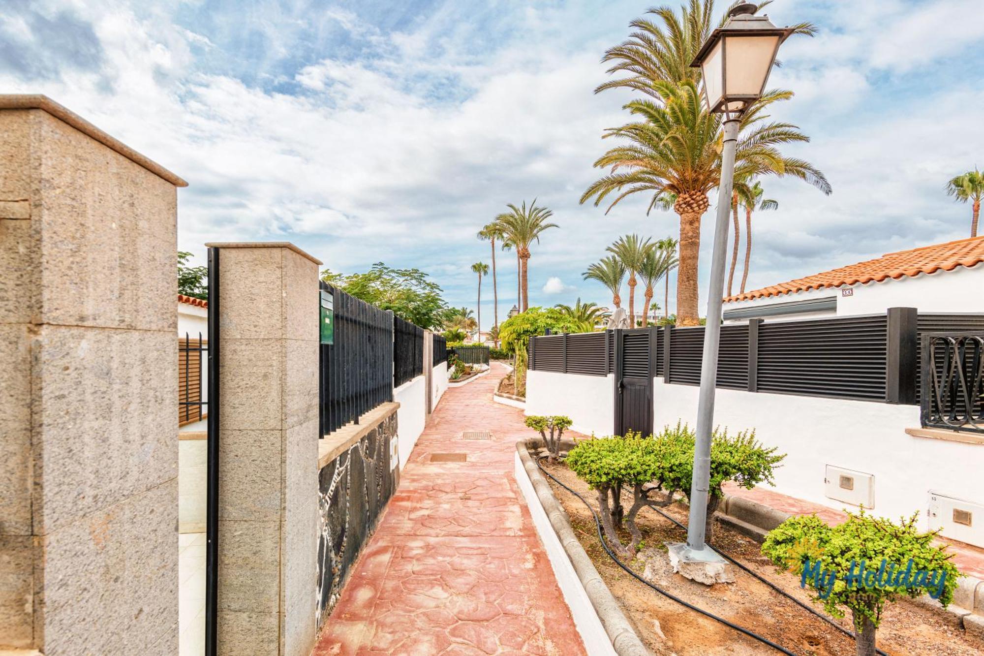 Sun Paradiso Apartment *