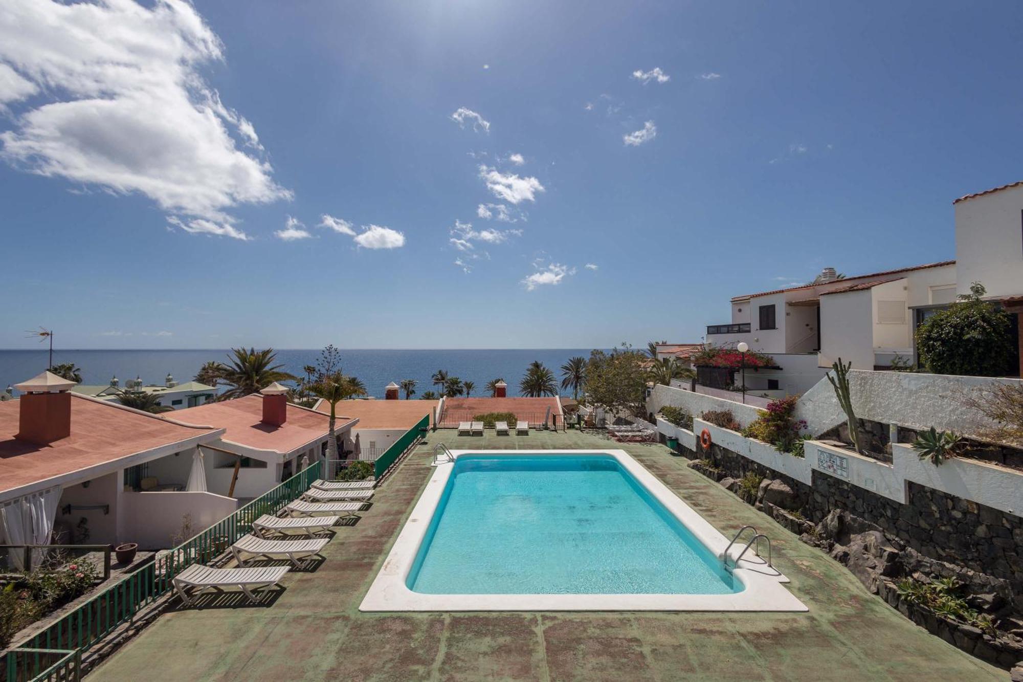 Playa Del Aguila Con Terraza Solarium Apartment