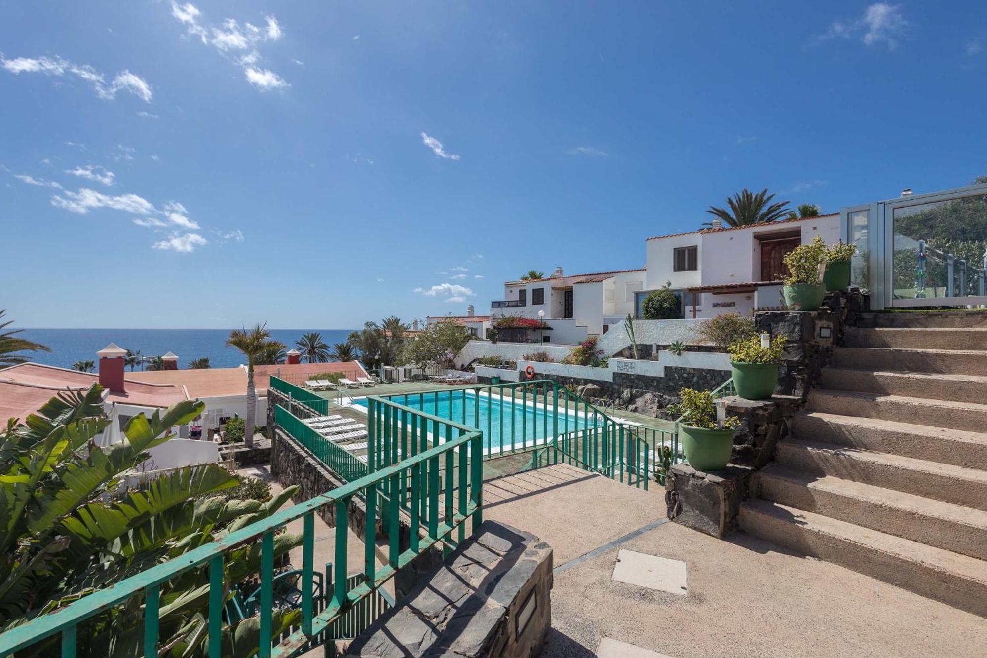 Playa Del Aguila Con Terraza Solarium Apartment