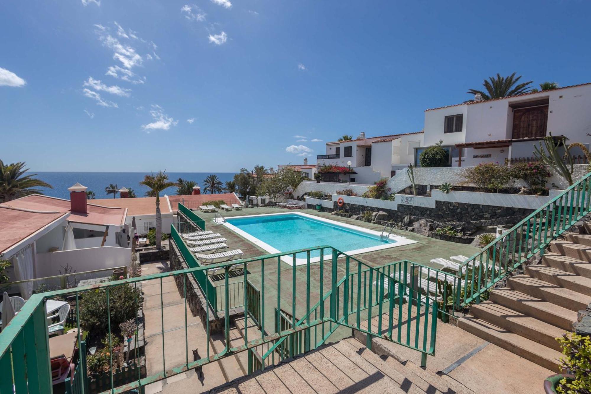 Playa Del Aguila Con Terraza Solarium *