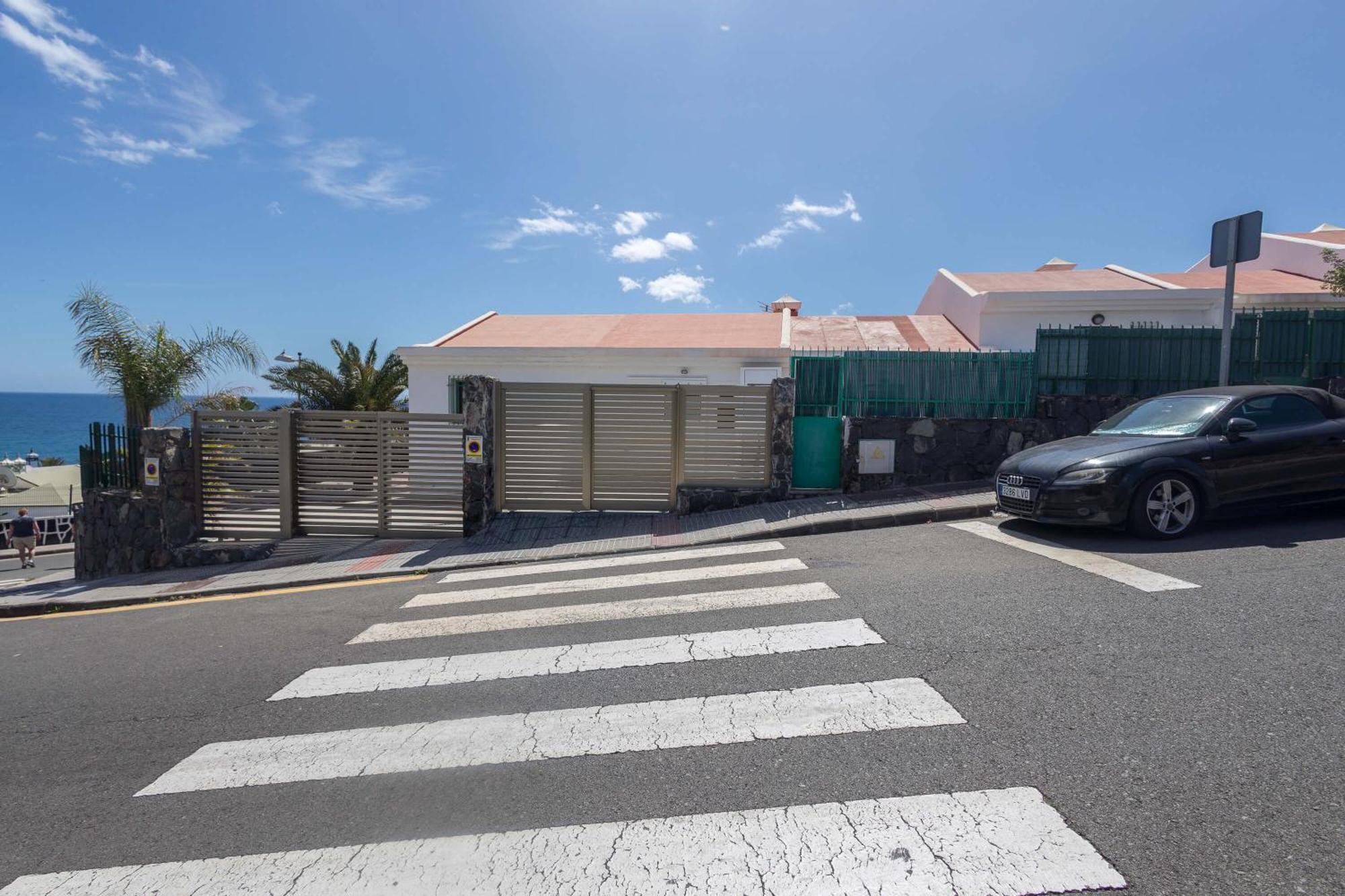 Playa Del Aguila Con Terraza Solarium *