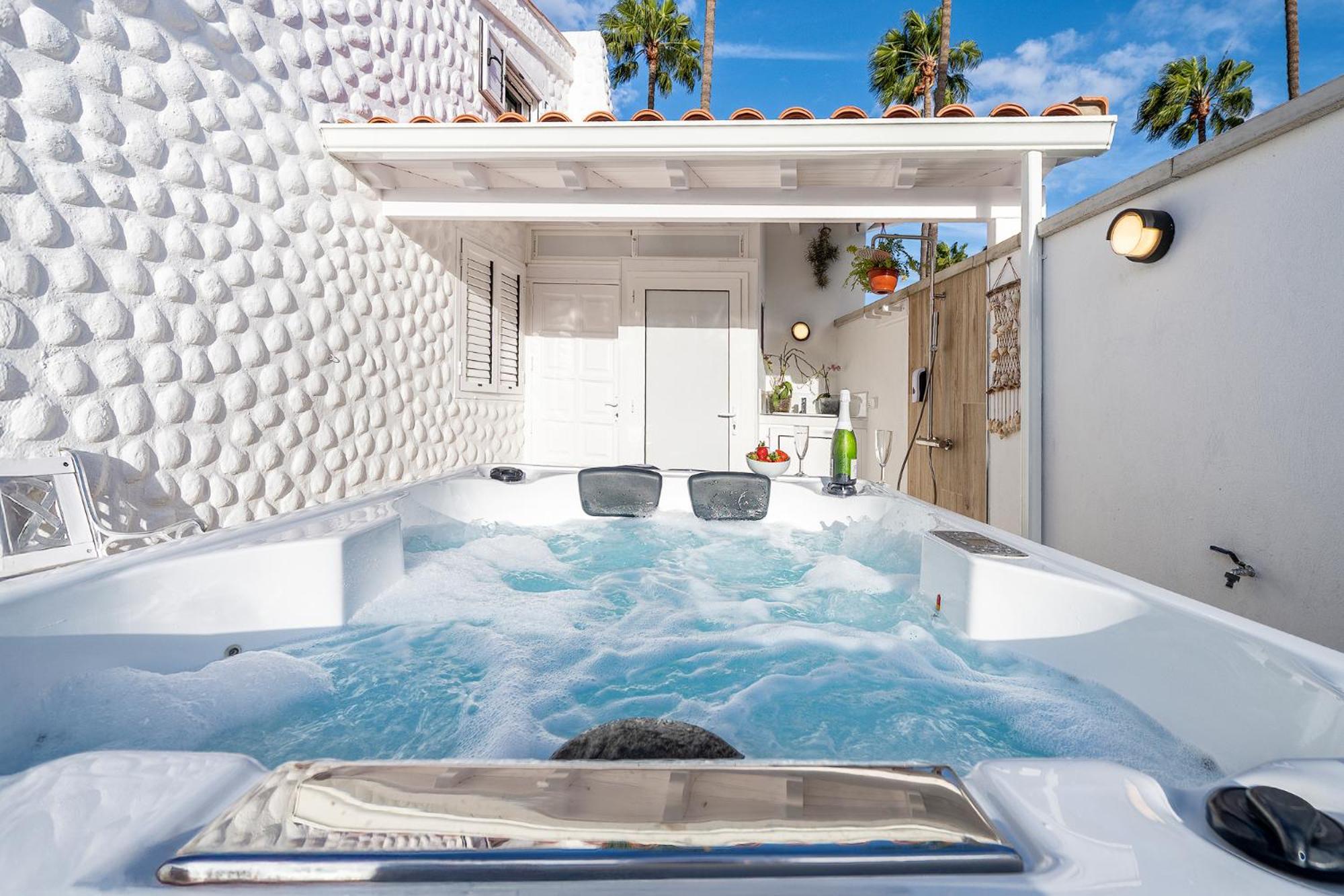 Prive Paradise Ferienhaus *