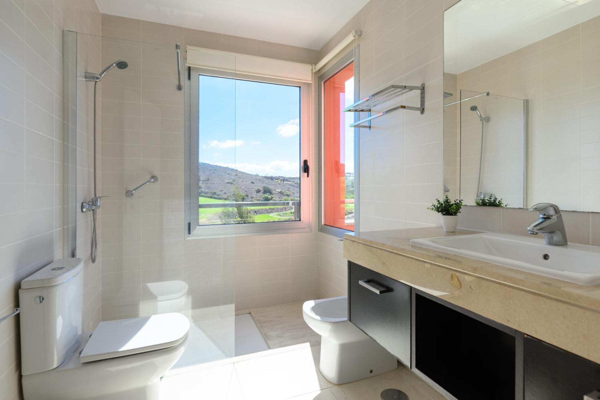 Villa In Salobre With Private Pool & Stunning View