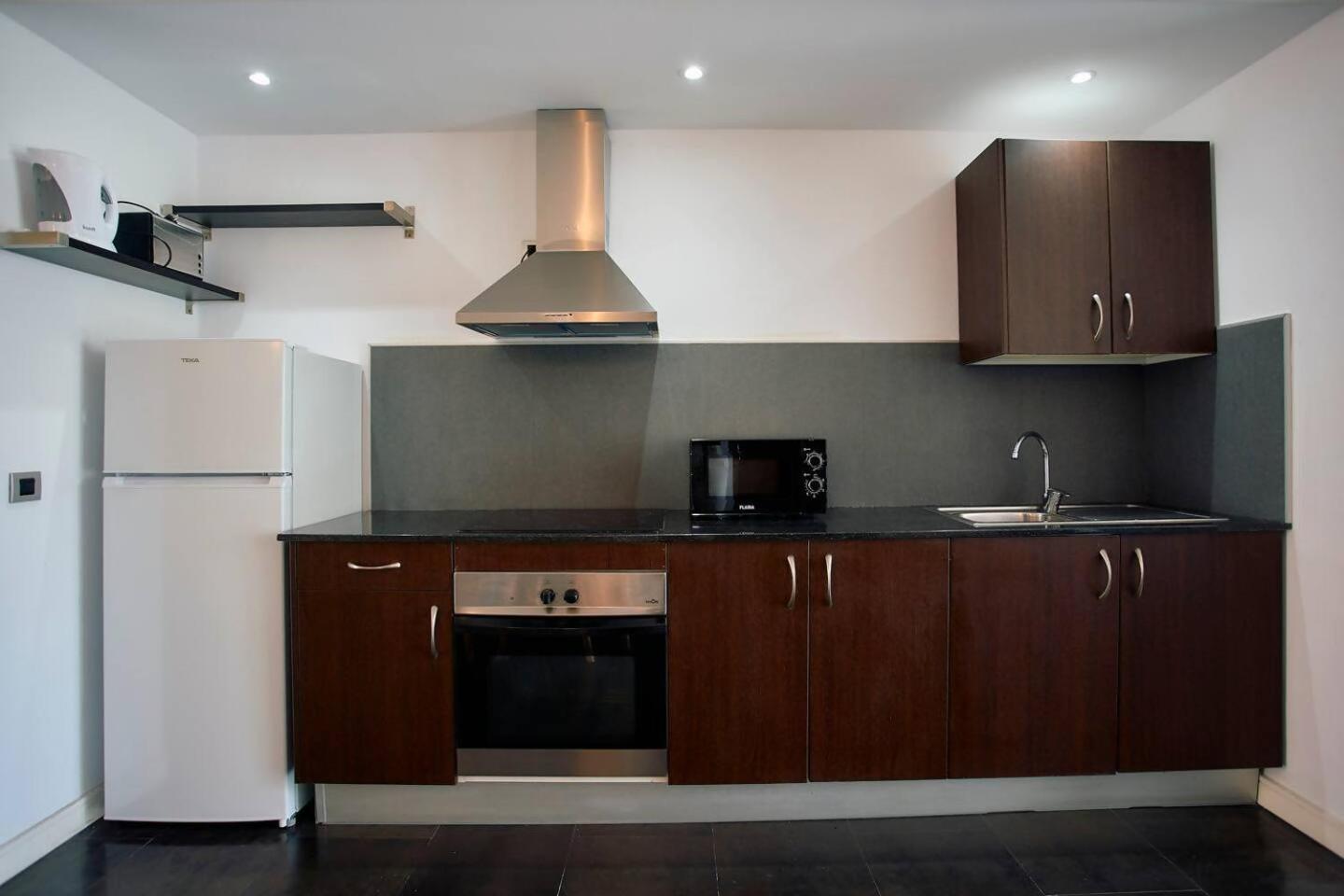 Bellavista Apartment *