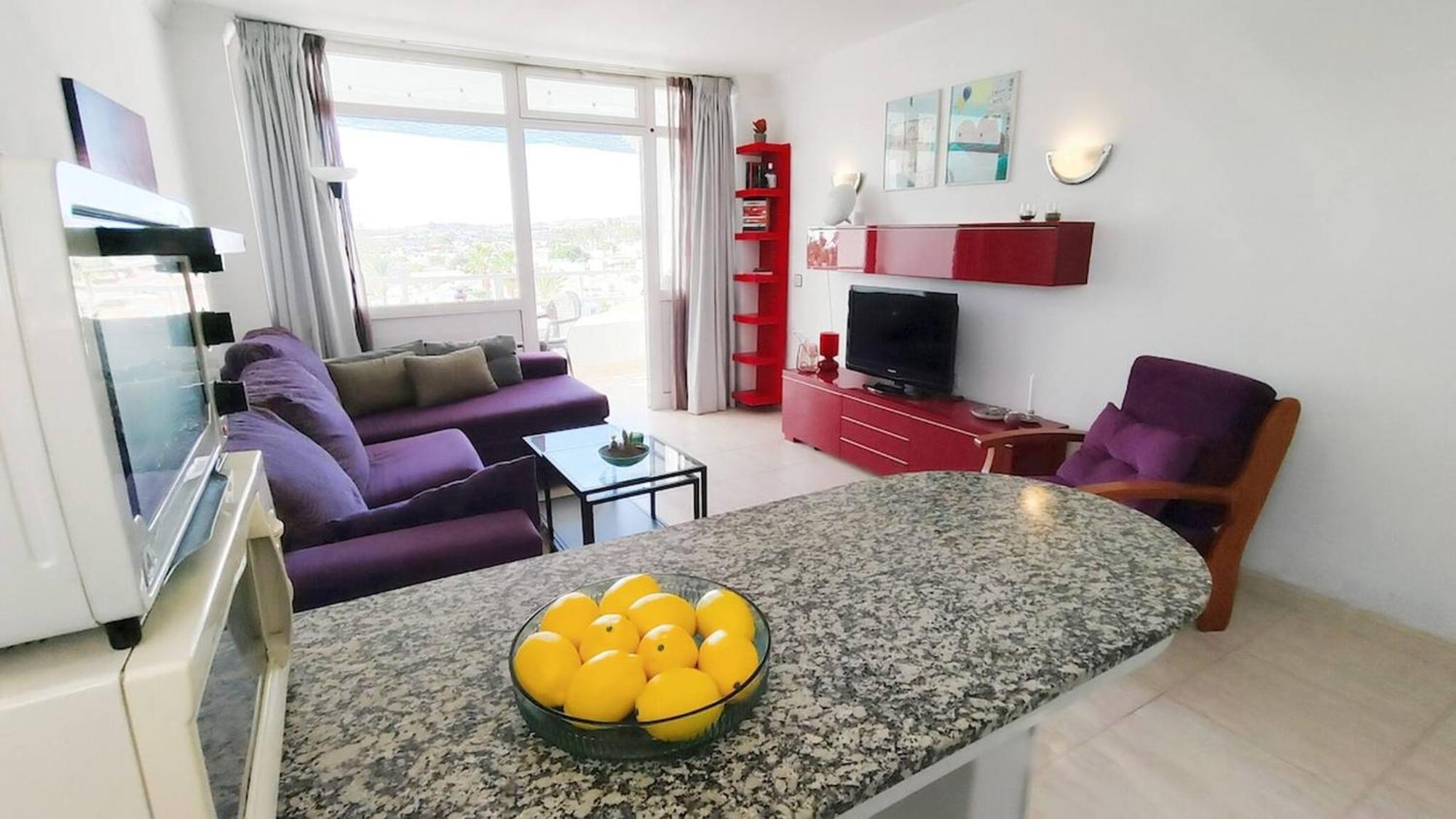 Tanife 516 - Cozy With View Apartment