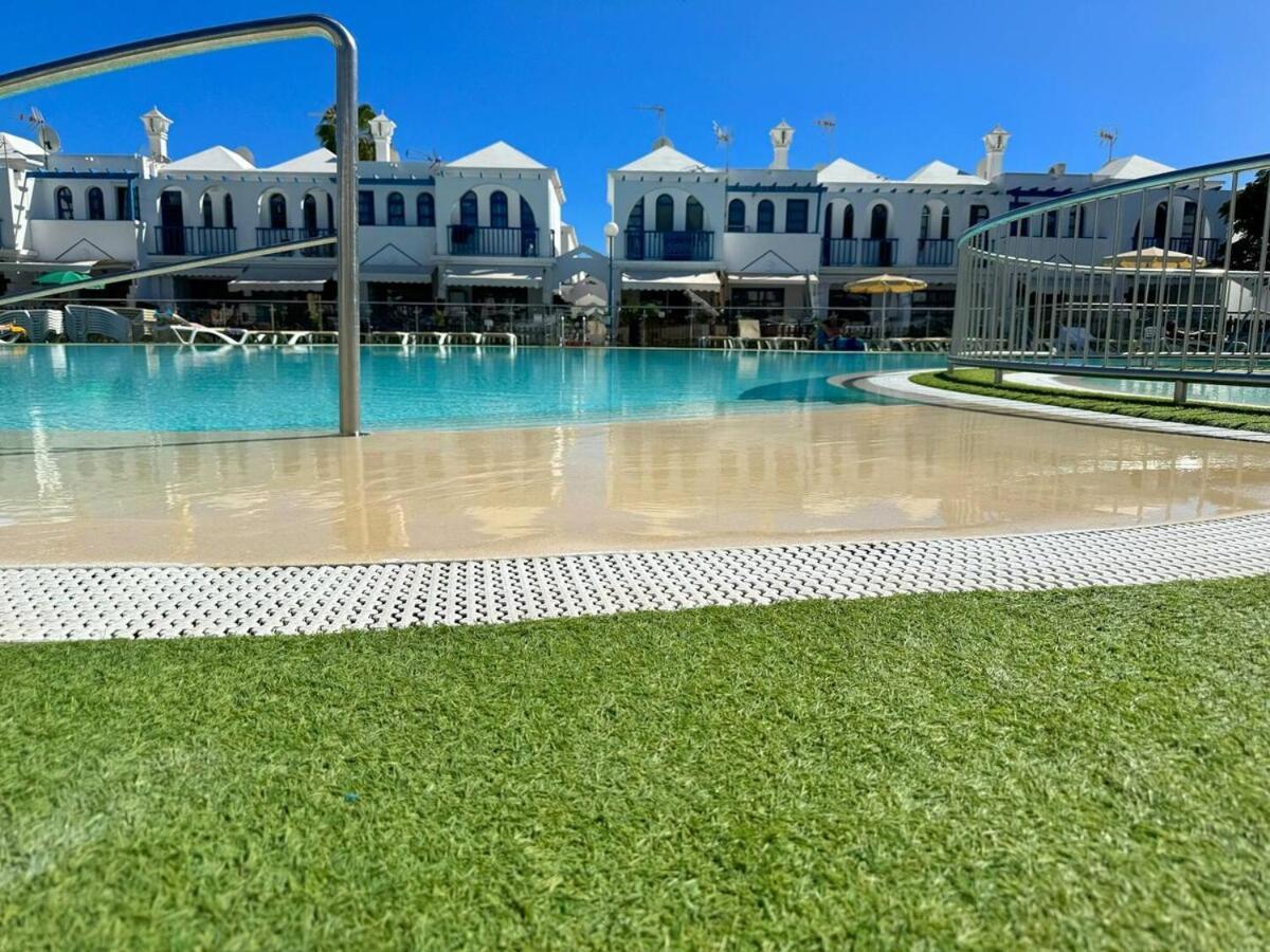 Sunny Poolview In Huoneisto Maspalomas (Gran Canaria)