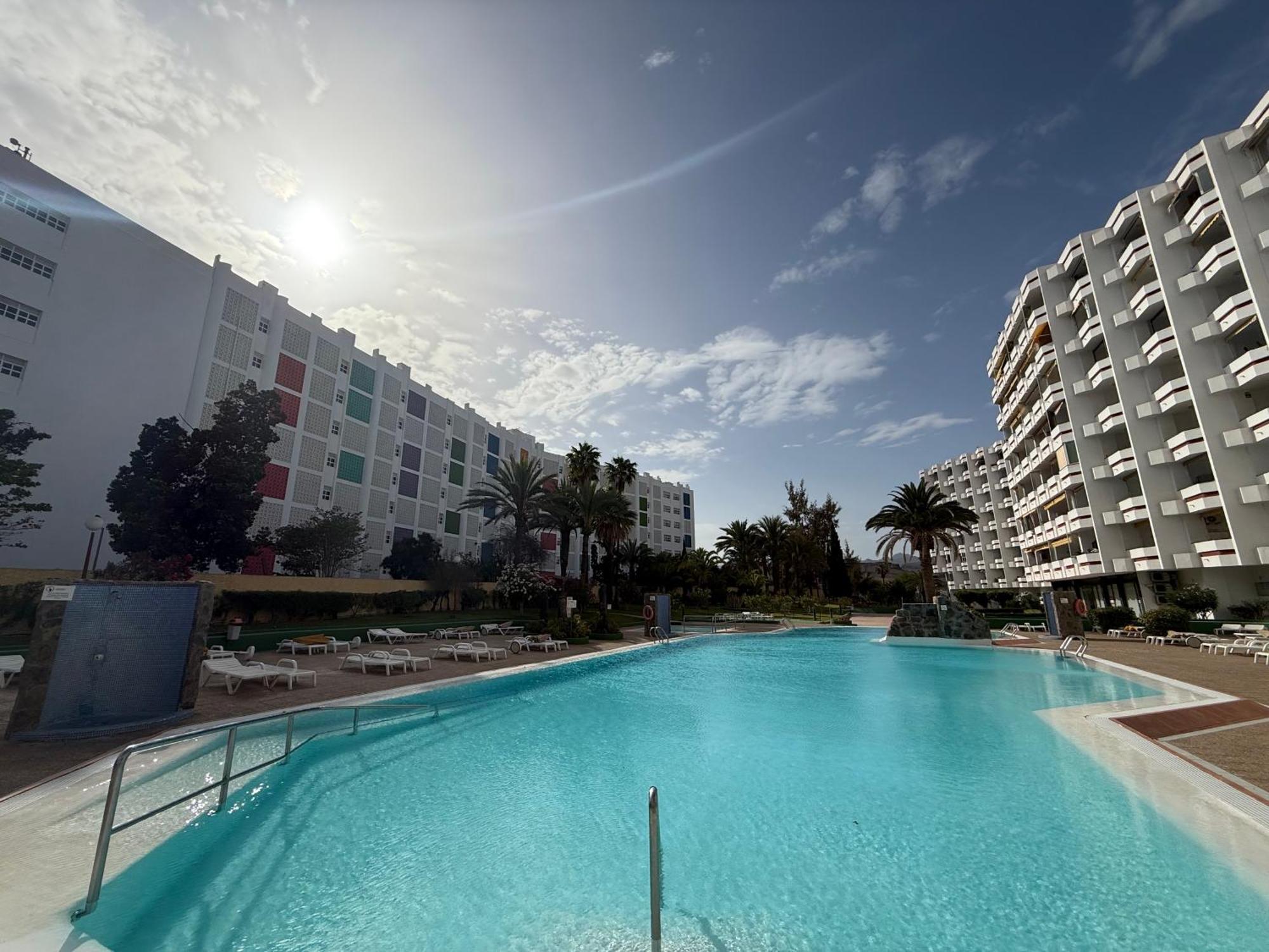 Agaete Playa Vista Yumbo Dunas Parking Maspalomas (Gran Canaria)