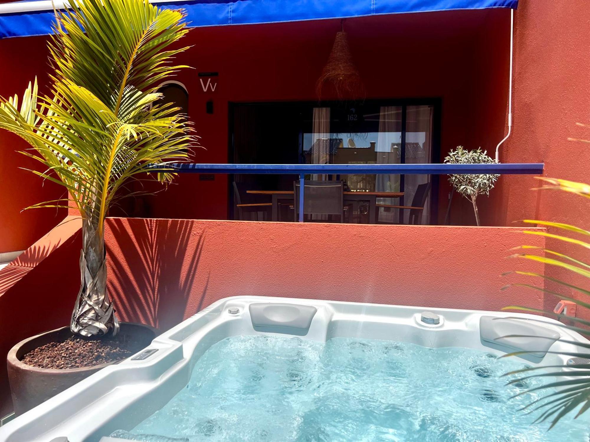 And Golf With Private Jacuzzi Maspalomas (Gran Canaria)