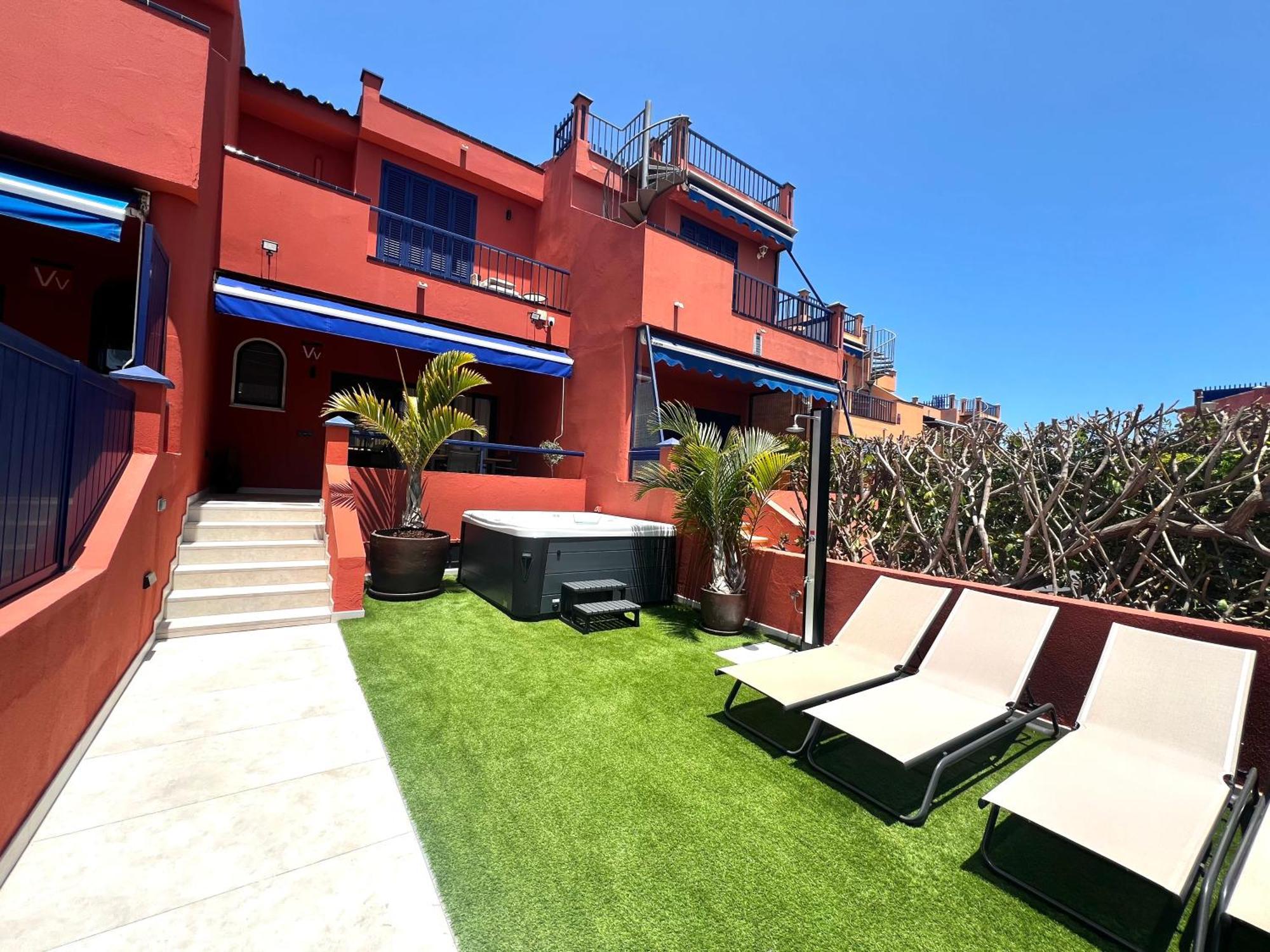 And Golf With Private Jacuzzi Maspalomas (Gran Canaria)