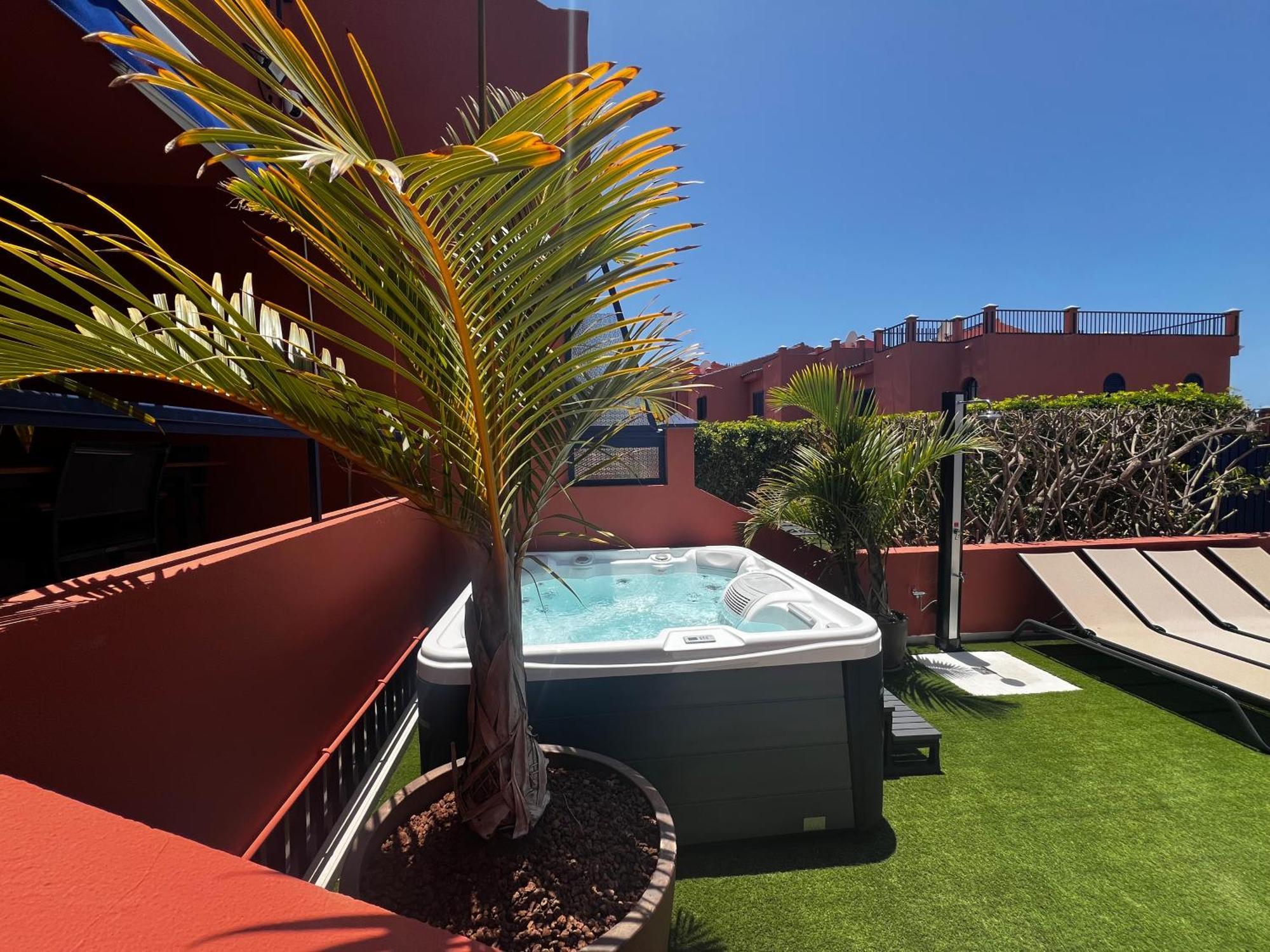 Holiday home And Golf With Private Jacuzzi
