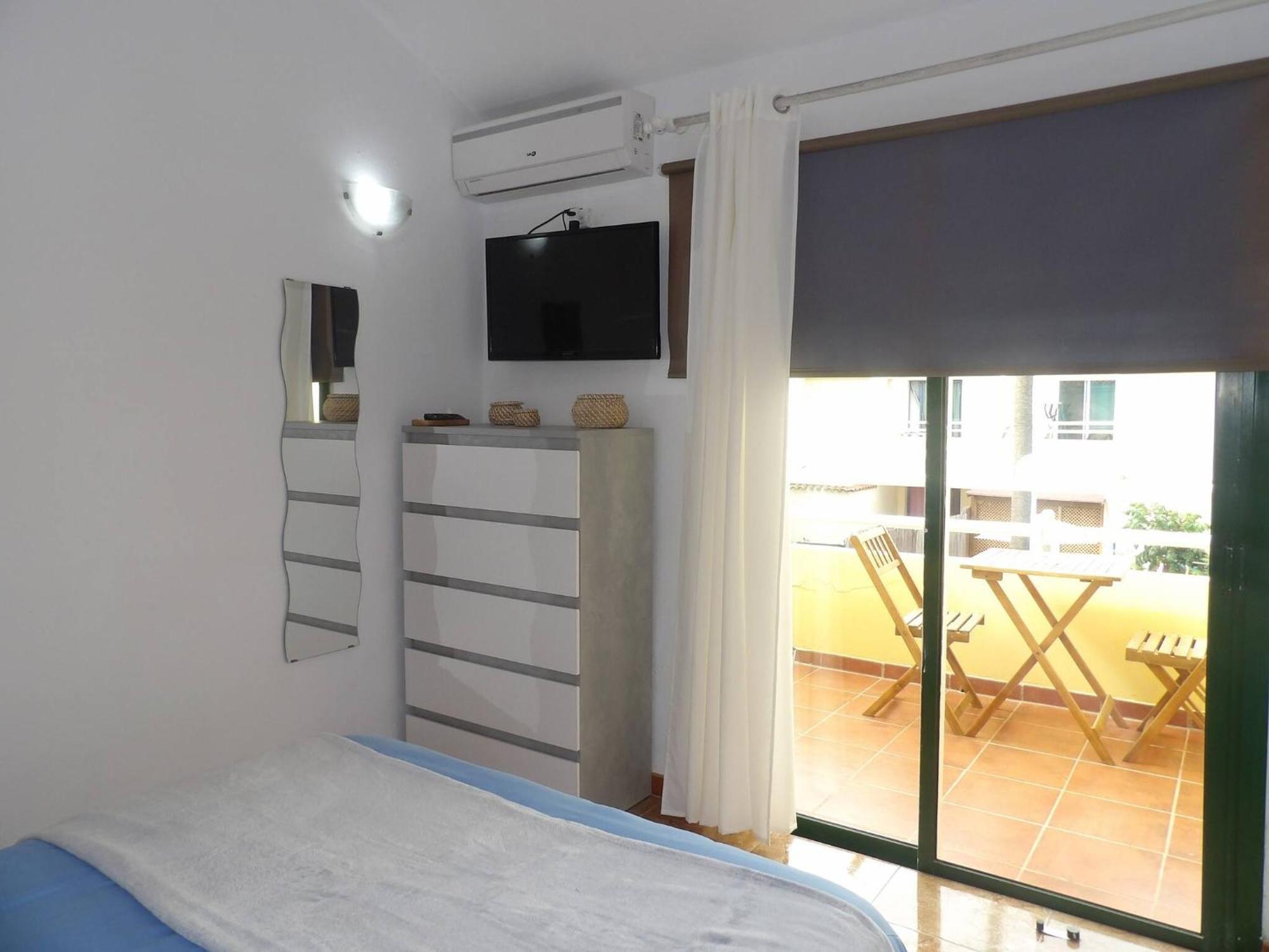 Hotel With Terrace Bbq Pool In *
